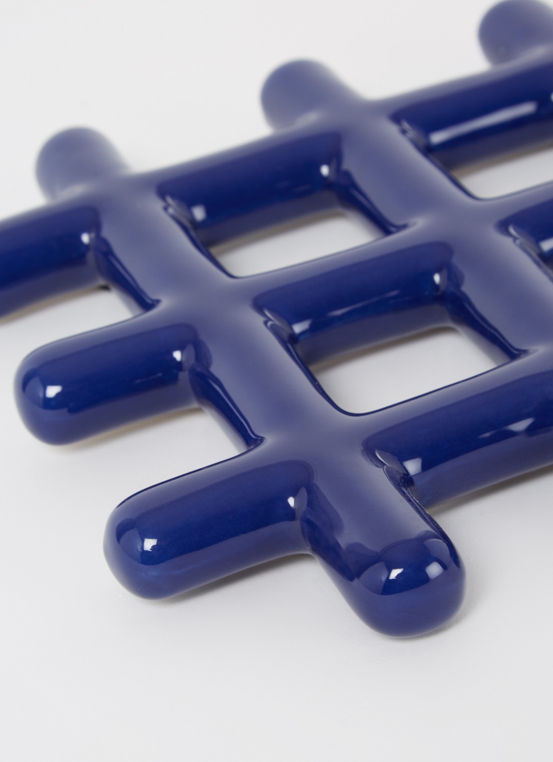 &Klevering Trivet Grid onderzetter van aardewerk - voorkant 2 kobaltblauw