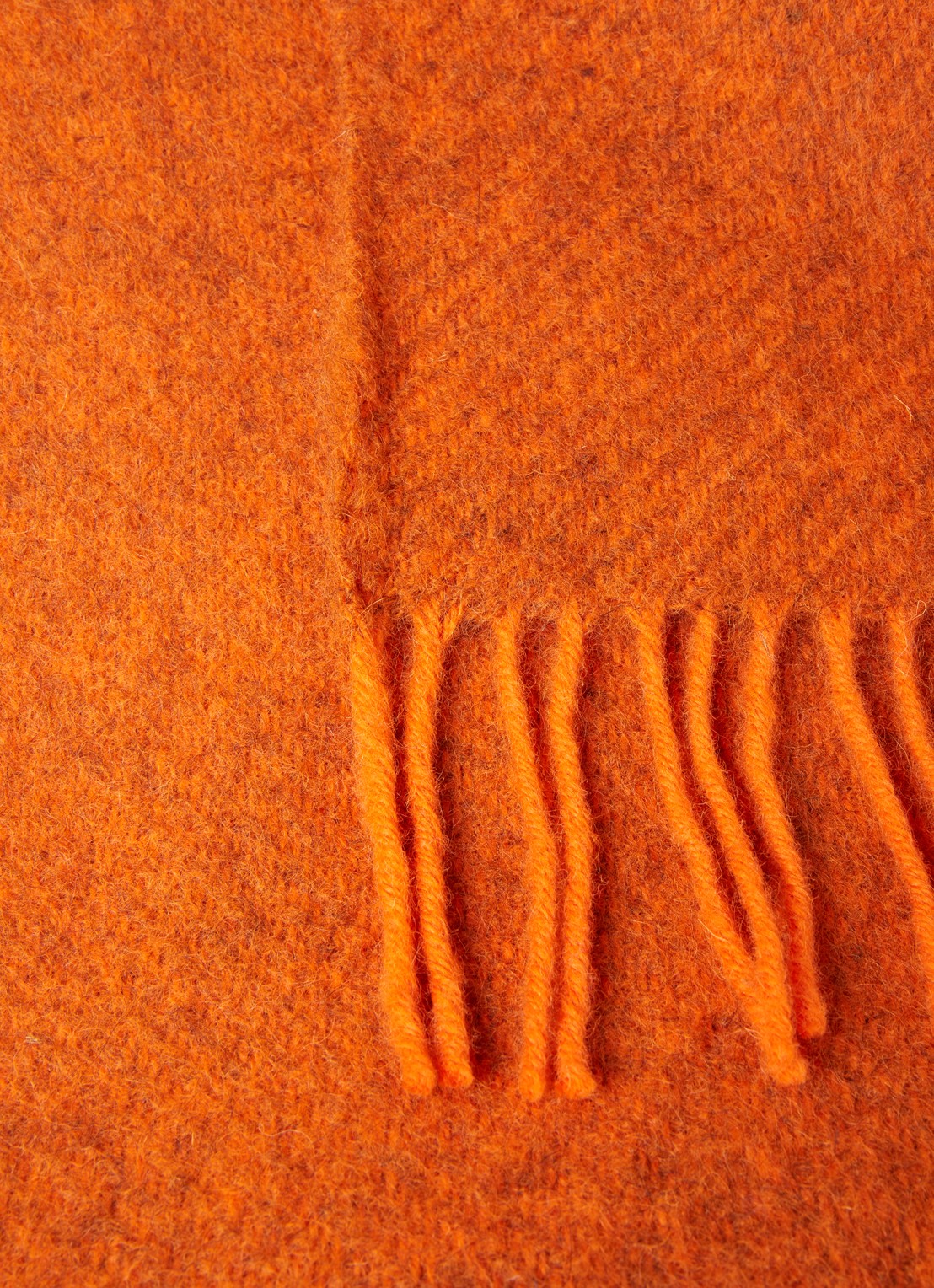 Klippan Gotland plaid van wol 130 x 200 cm - detail oranje