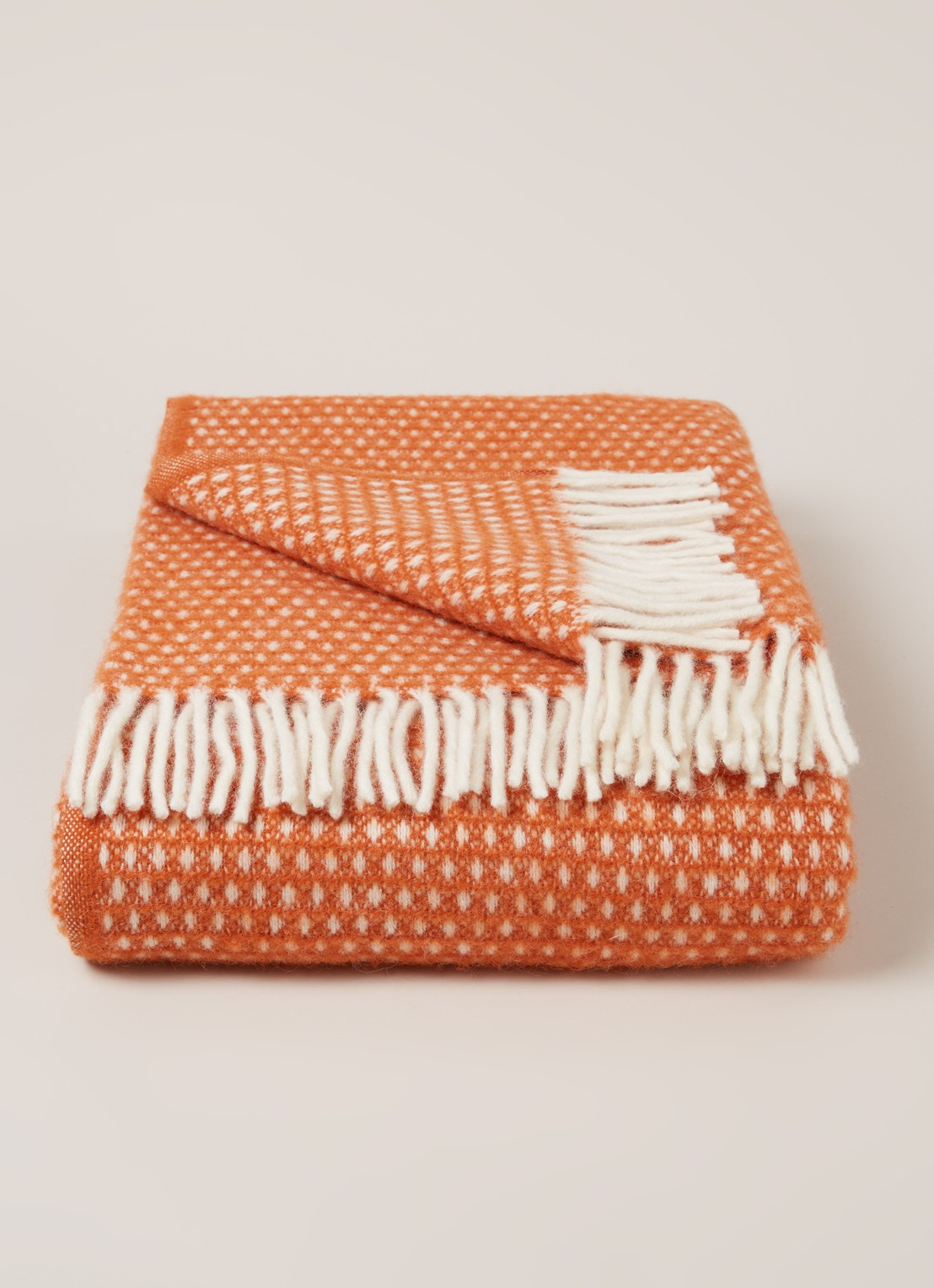Klippan Knut plaid van lamswol 130 x 200 cm - voorkant 2 oranje