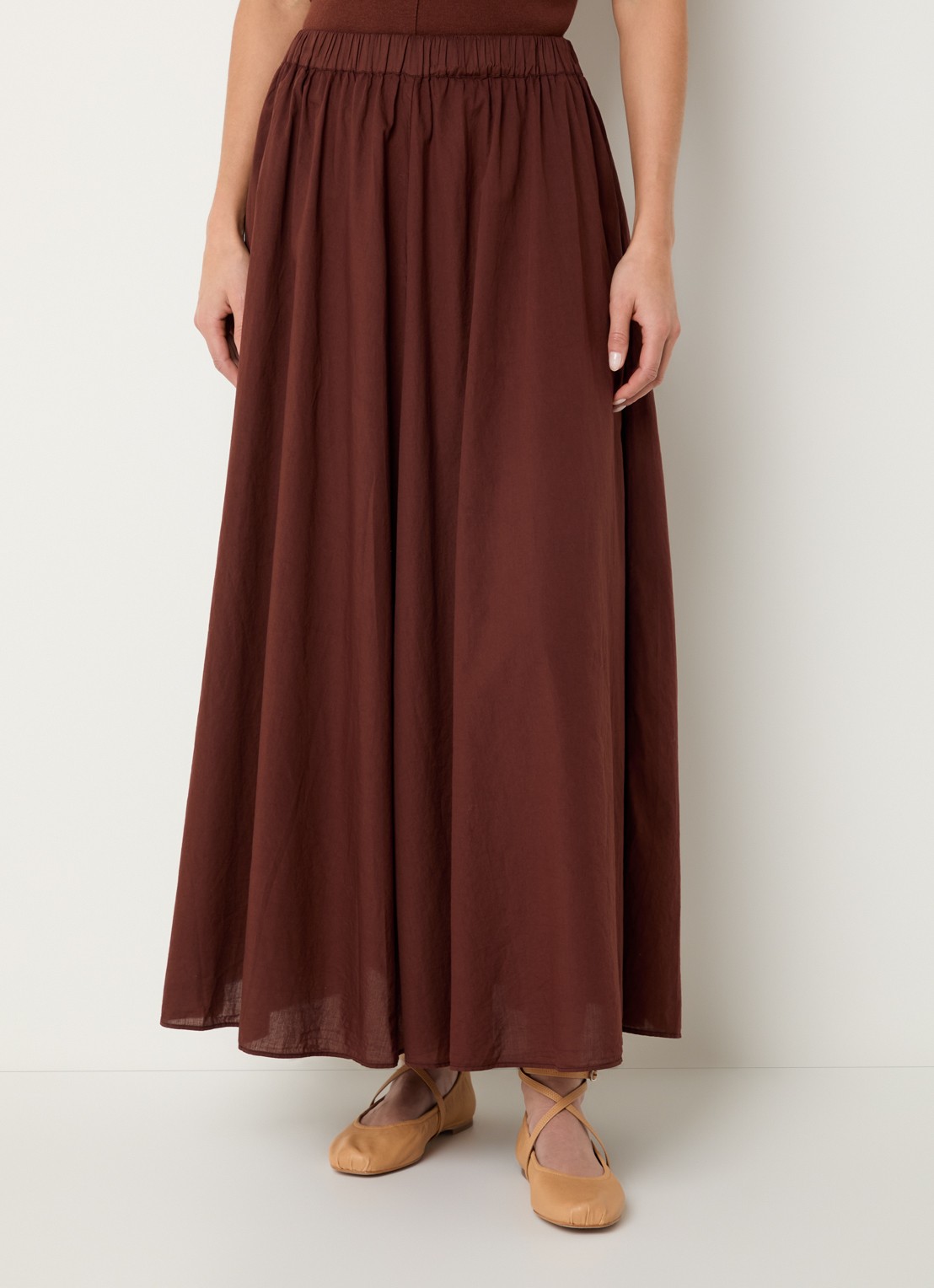 Knit-ted Cato midi rok met steekzakken - detail 4 kastanjebruin