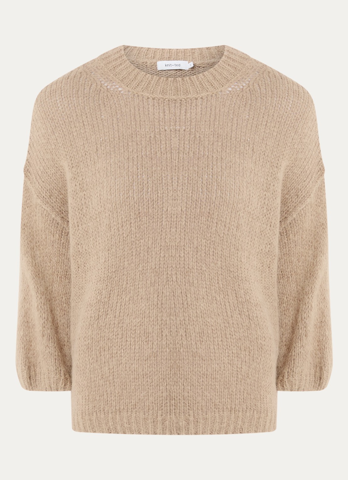 Knit-ted Grofgebreide pullover in alpaca wolblend  - voorkant donkerbeige