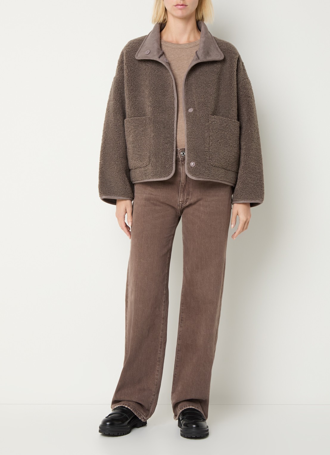 Knit-ted Jill jack van teddy met steekzakken - voorkant 3 donkerbruin