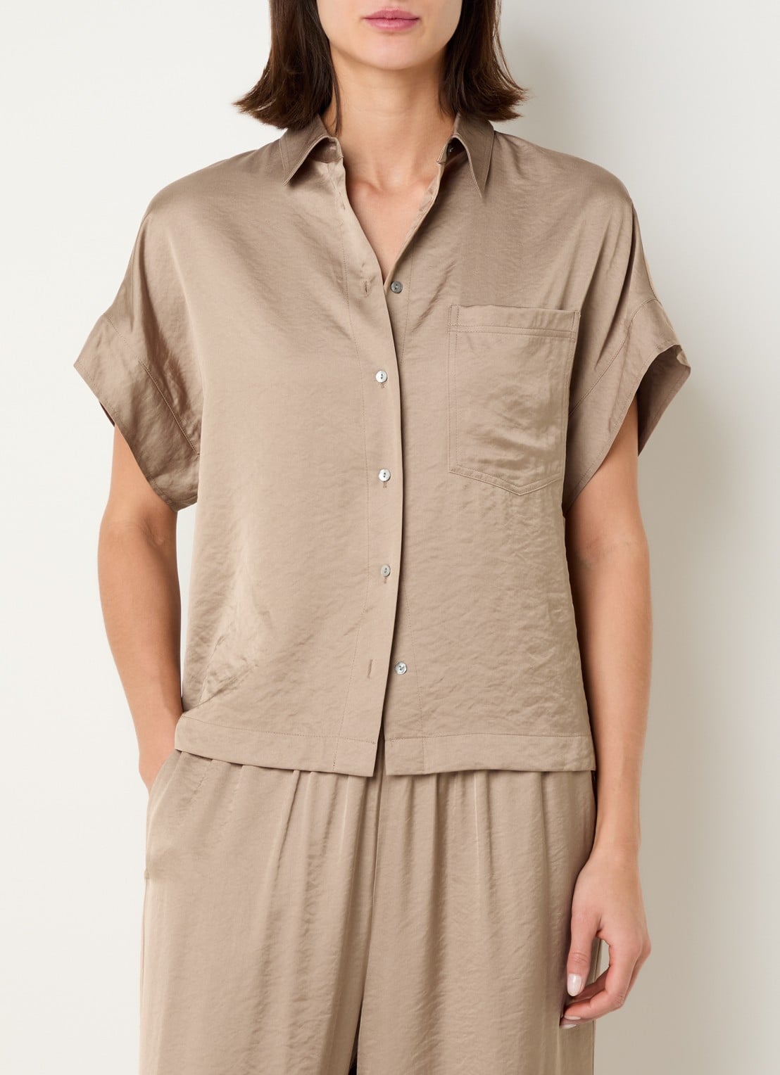 Knit-ted Paris blouse van satijn - detail 4 donkerbeige