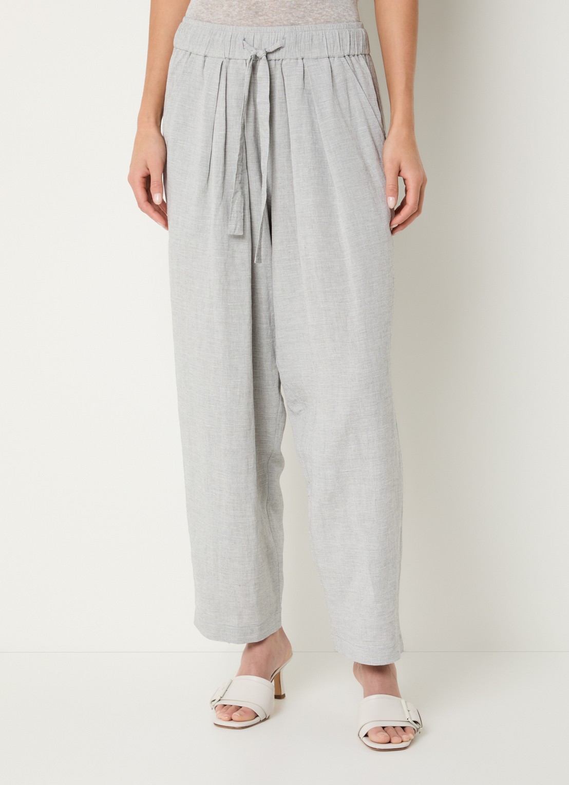 Knit-ted Sally high waist straight fit pantalon in linnenblend - detail 3 grijs