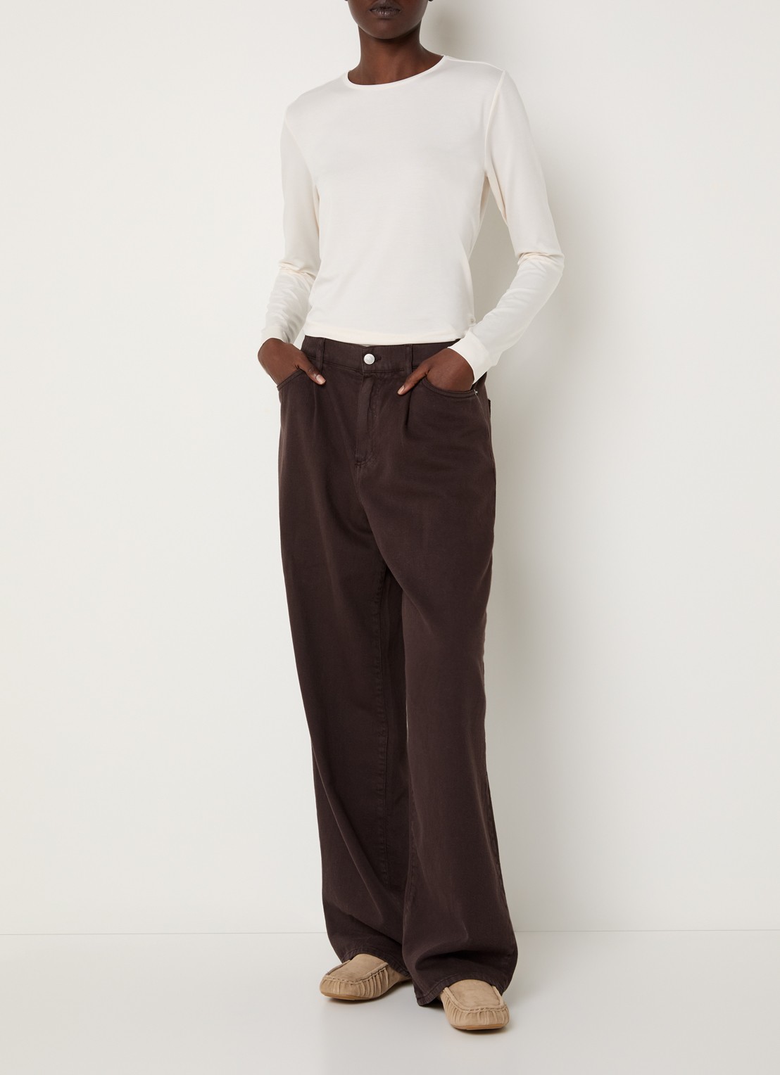 Knit-ted Zoe top met ronde hals - voorkant 3 gebroken wit