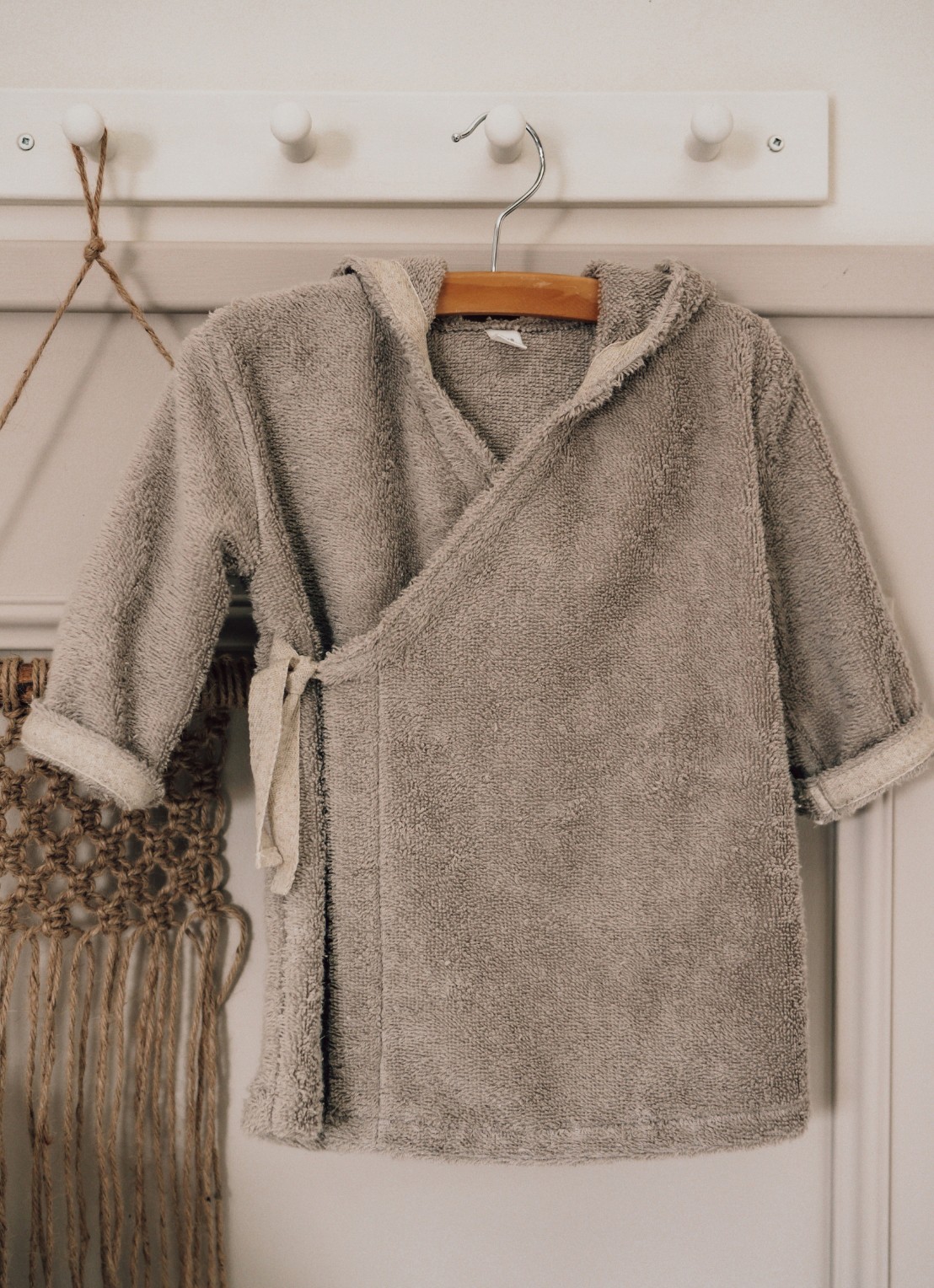 Koeka Dijon Daily badjas met capuchon - detail 5 beige