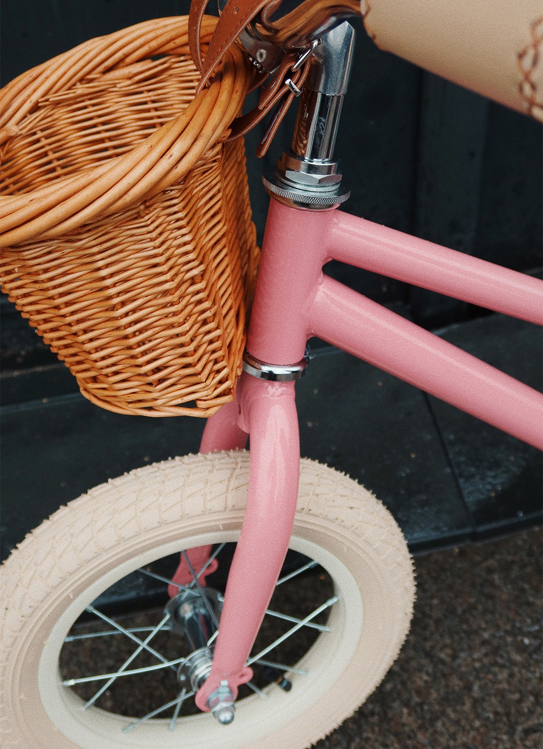 Konges Sløjd Kinderfiets met glitter - detail 6 roze
