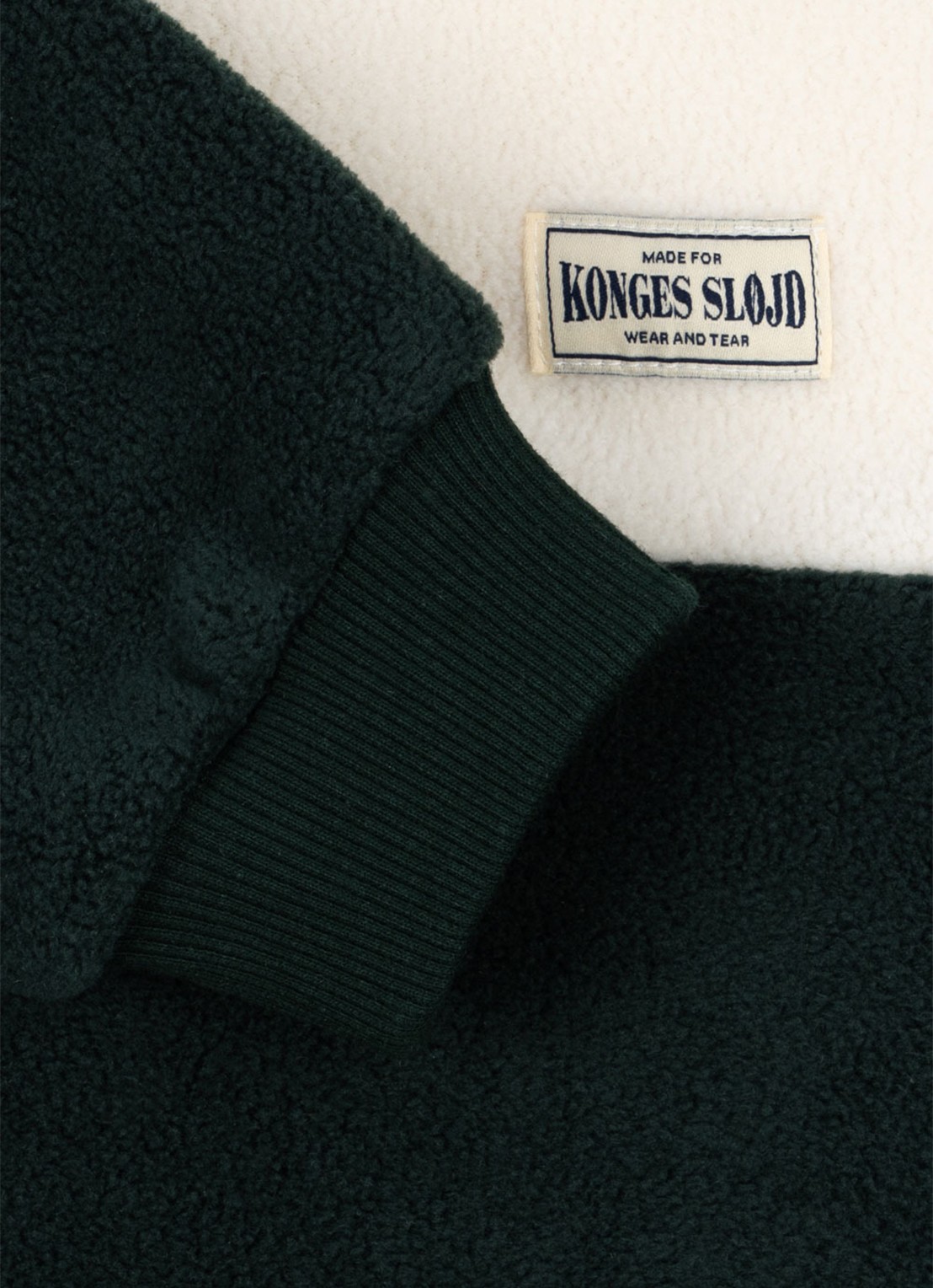Konges Sløjd Tavi sweater met halve rits - detail 4 beige