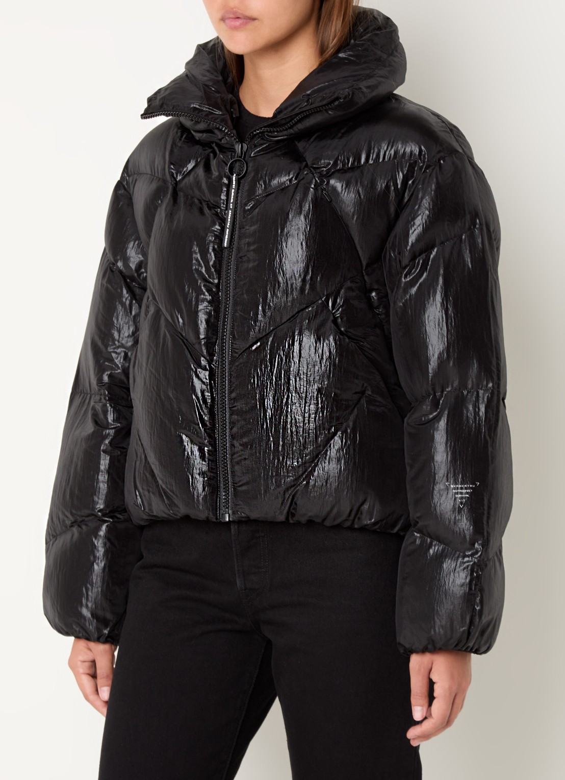 Krakatau Nebula puffer jack met ritszakken  - detail zwart