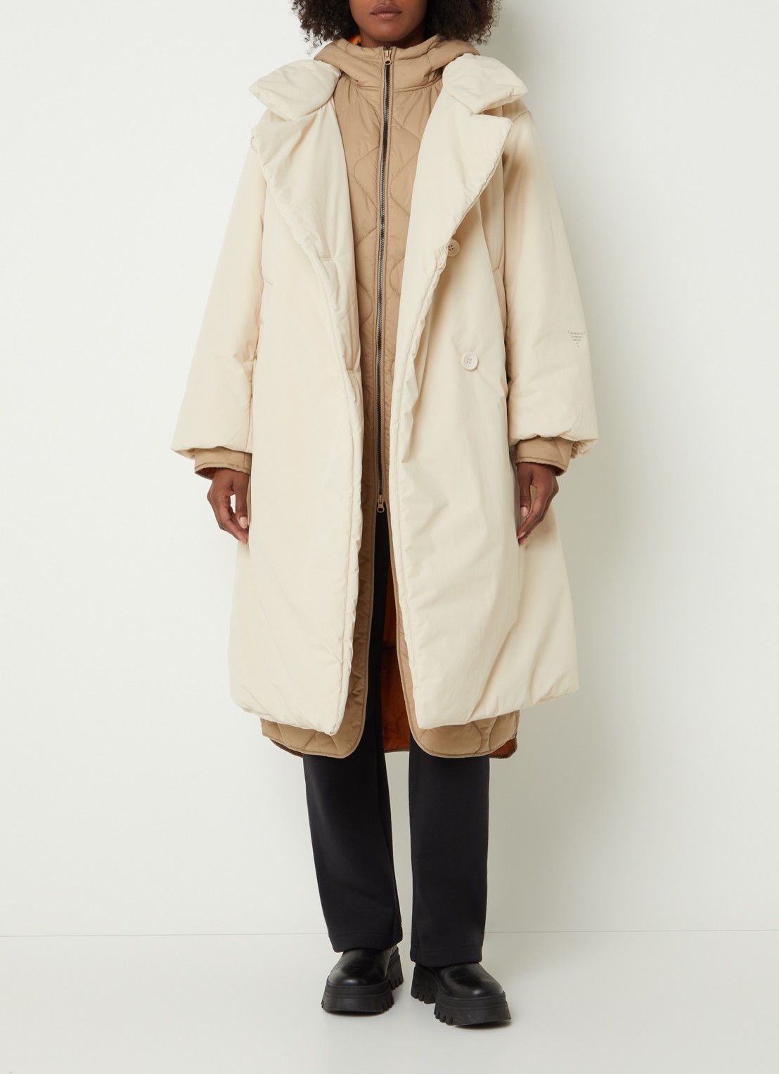 Krakatau Vela gewatteerde parka met capuchon en steekzakken - detail beige