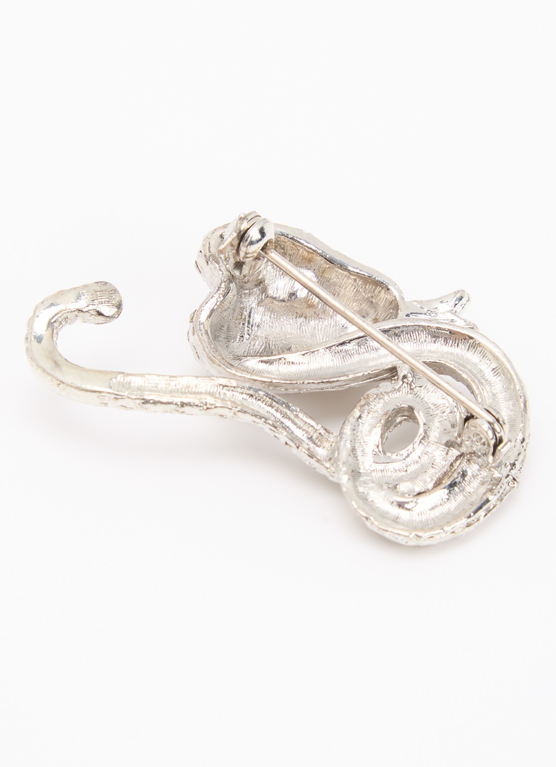 Kroonjuweeltjes Serpent broche - detail 2 zilver