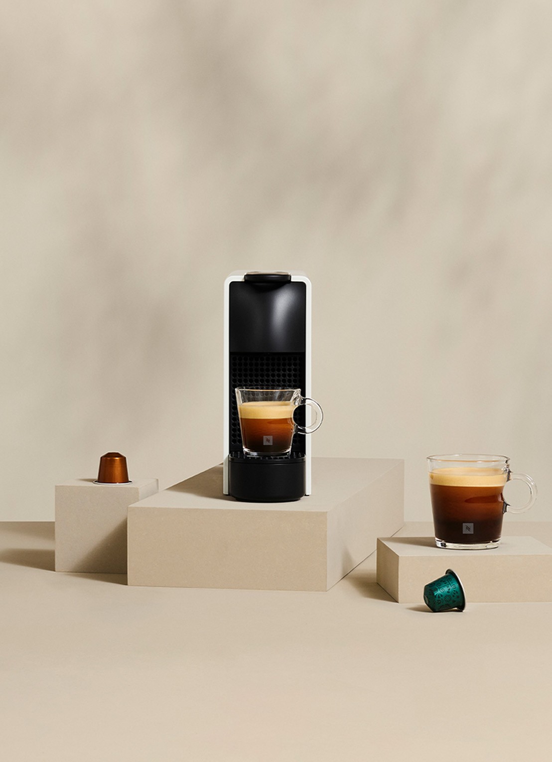 Krups Essenza Mini Bundle Nespresso machine XN1118 - detail 4 diepzwart