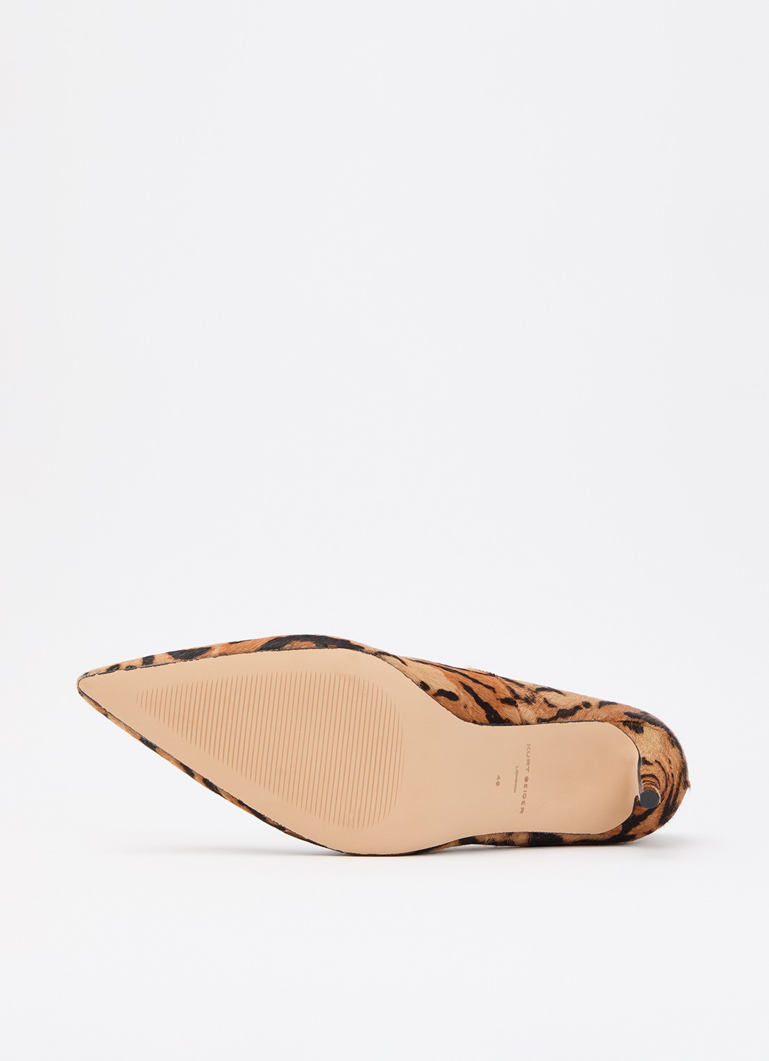 Kurt Geiger Belgravia pump met tijgerprint - detail 5 camel
