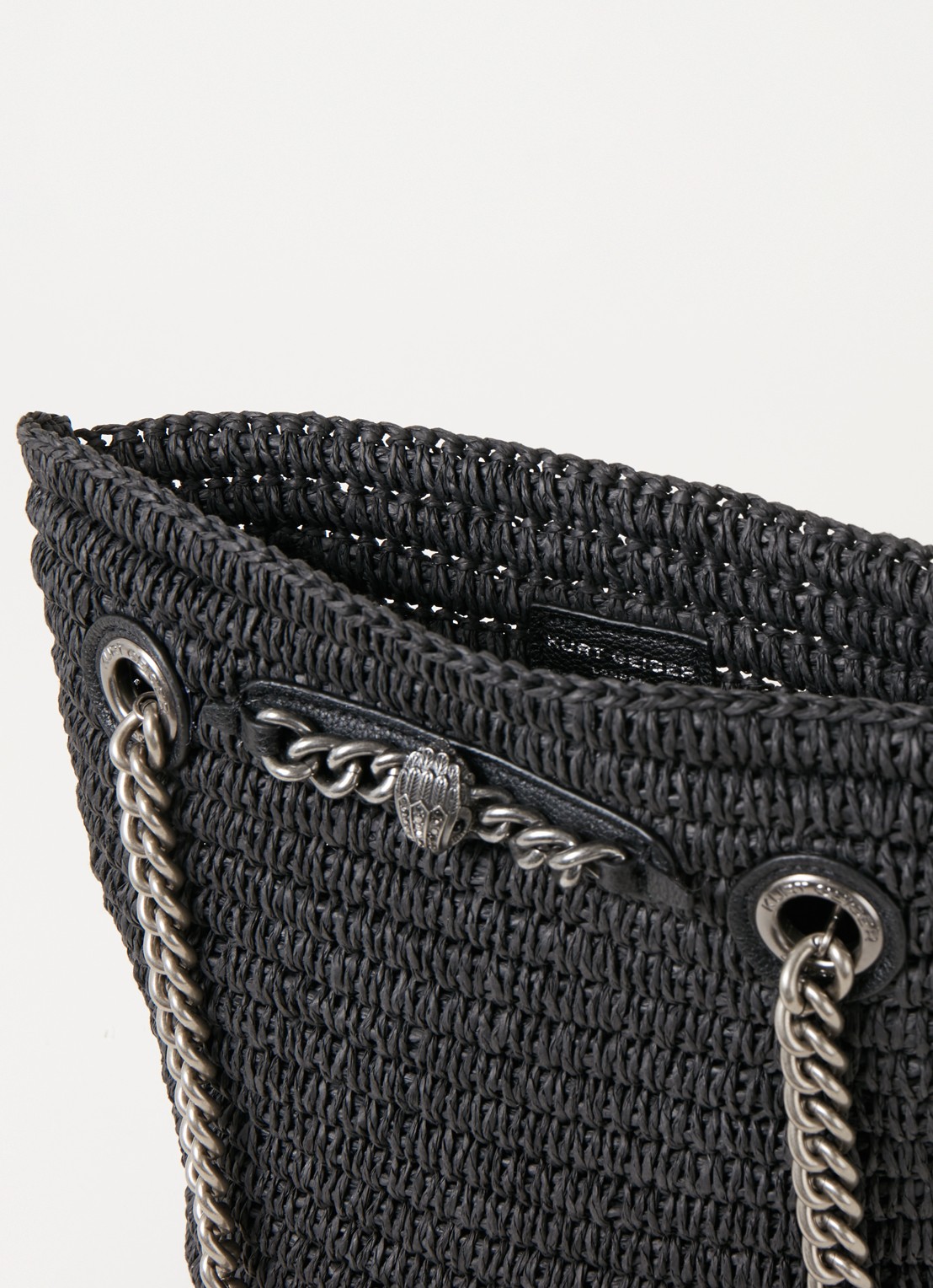 Kurt Geiger Chelsea Small shopper van raffia met leren details - detail 2 zwart