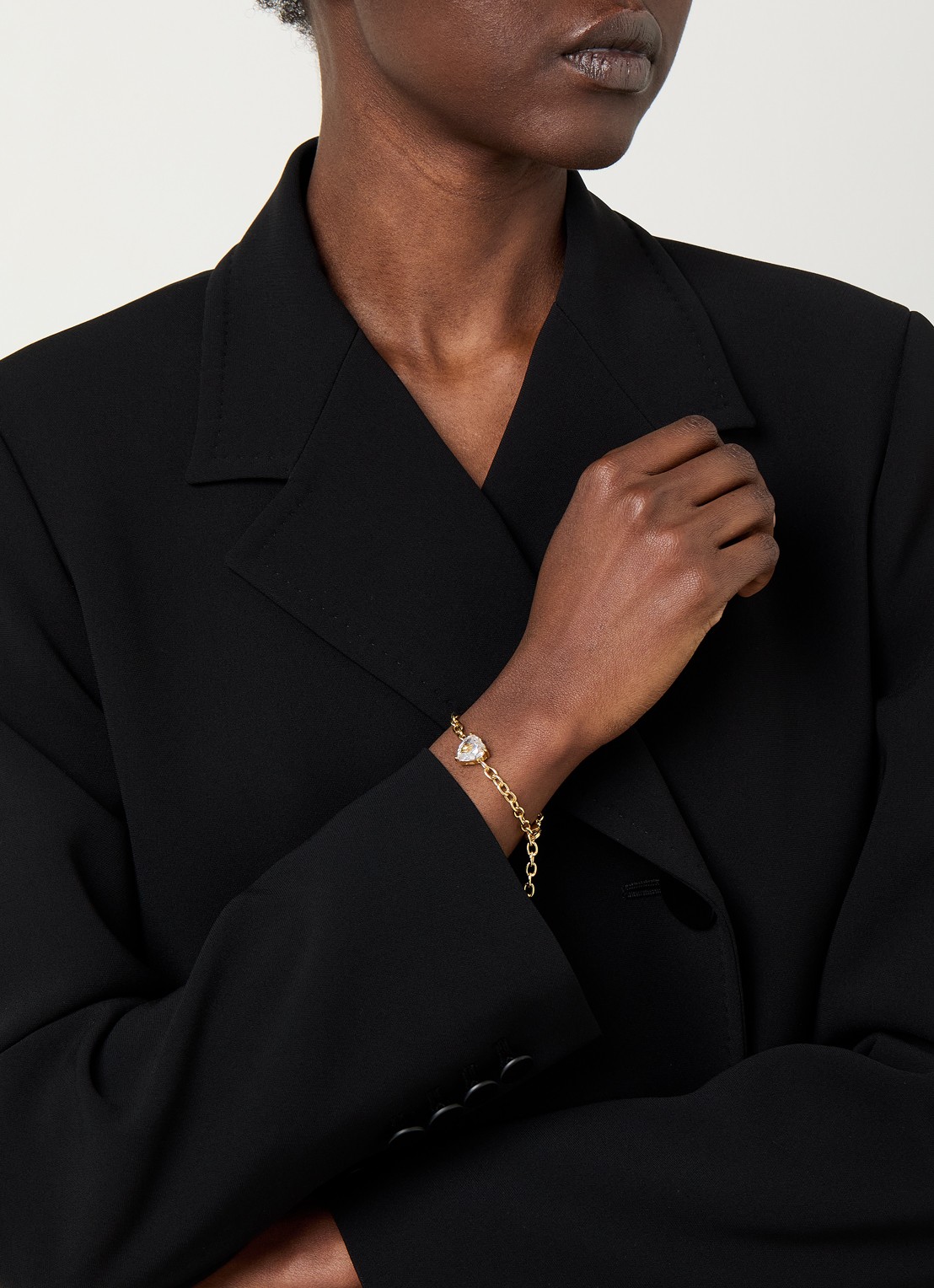 Kurt Geiger Christal Heart armband met kristal - voorkant 2 goud