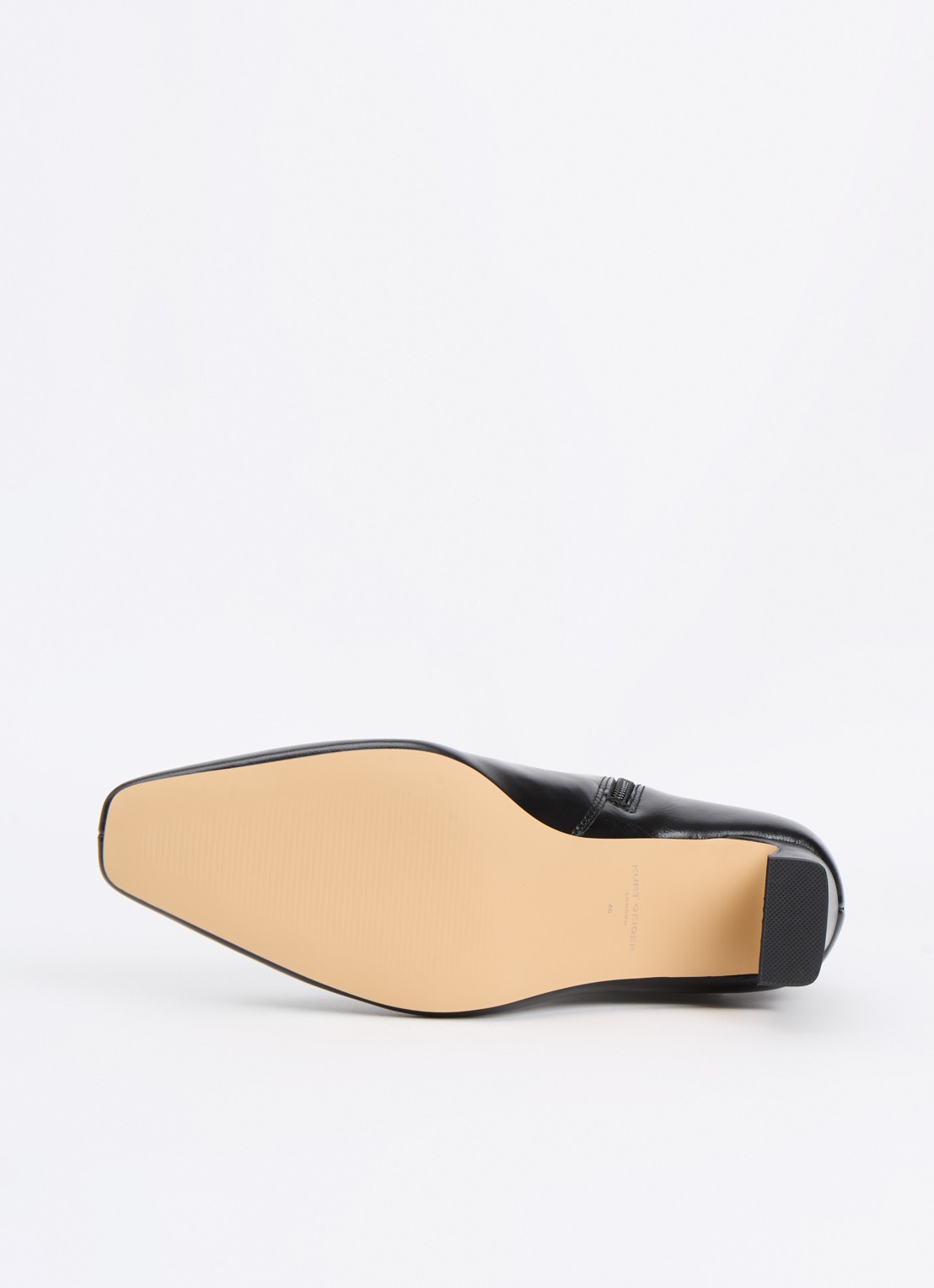 Kurt Geiger Eaton enkellaarsje van leer - detail 4 zwart