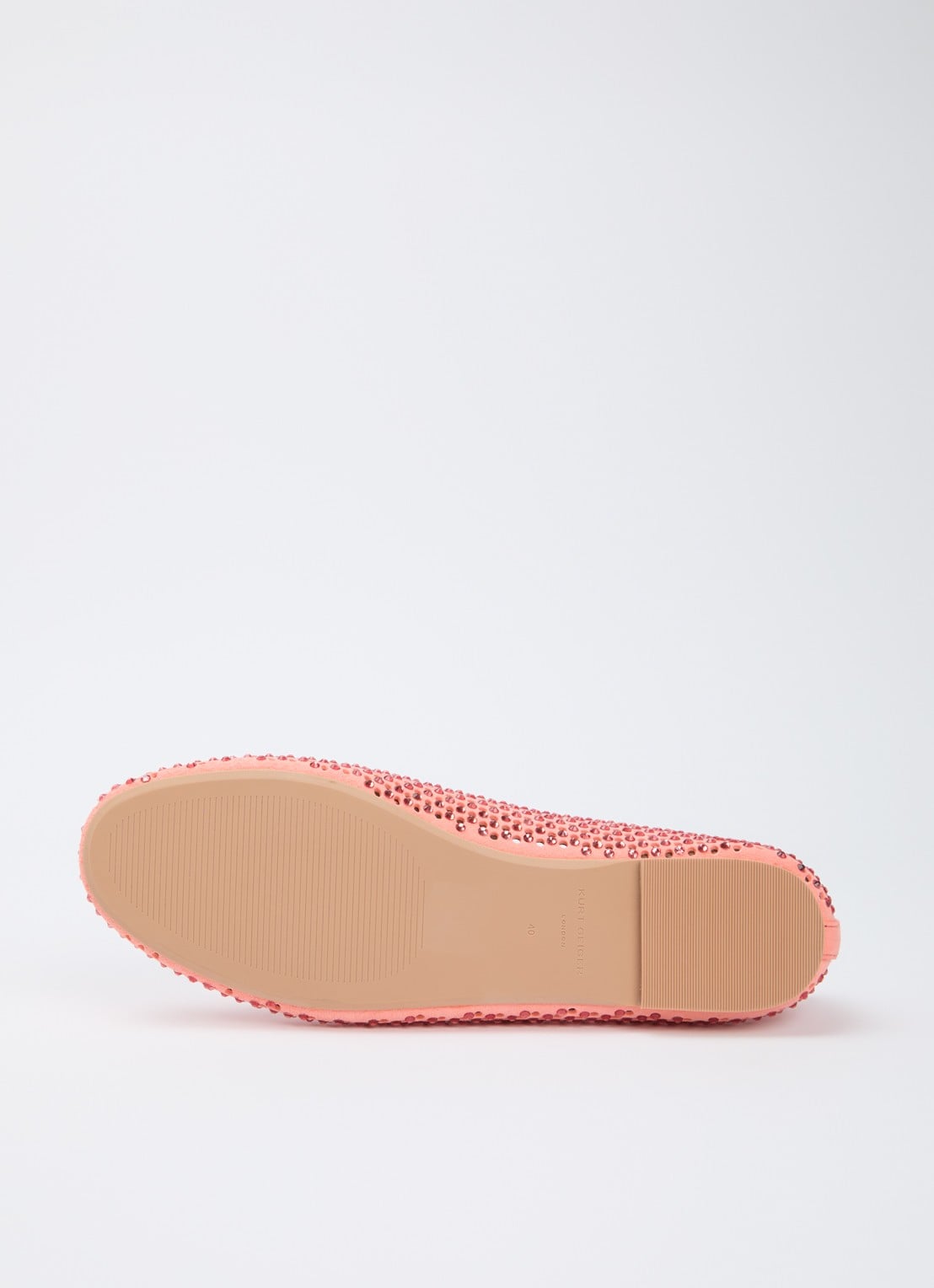 Kurt Geiger Mayfair ballerina van suède met strass - detail 4 koraalroze
