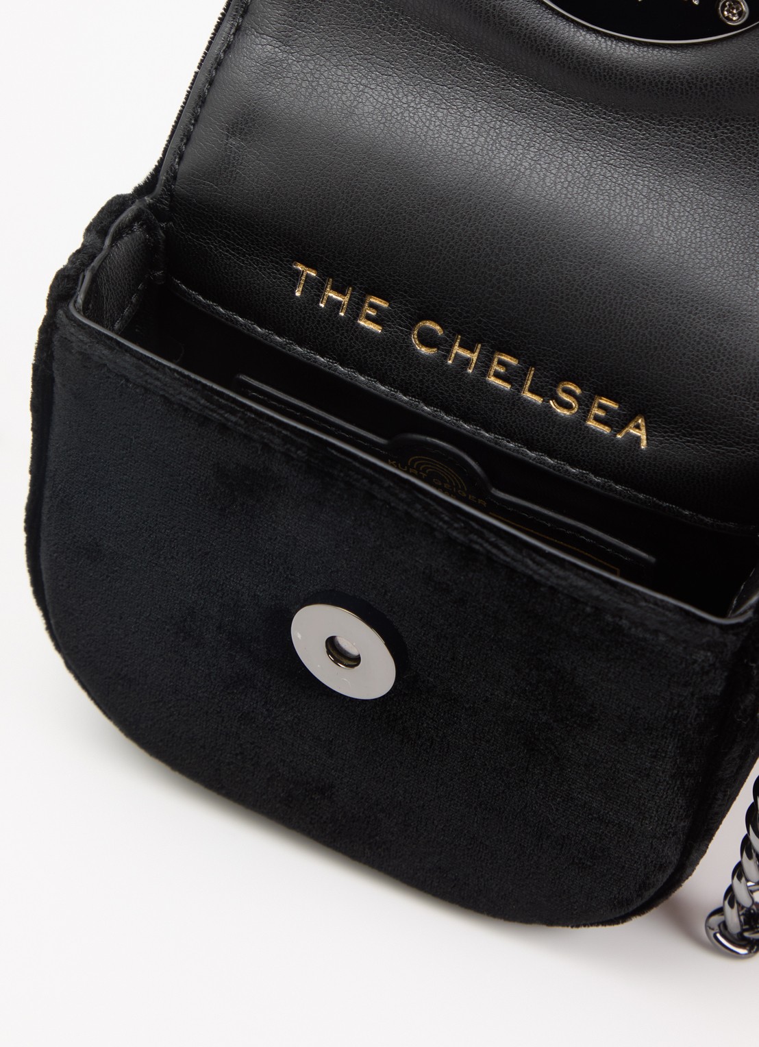 Kurt Geiger Micro Chelsea Saddle crossbodytas van fluweel met logo - detail 3 zwart
