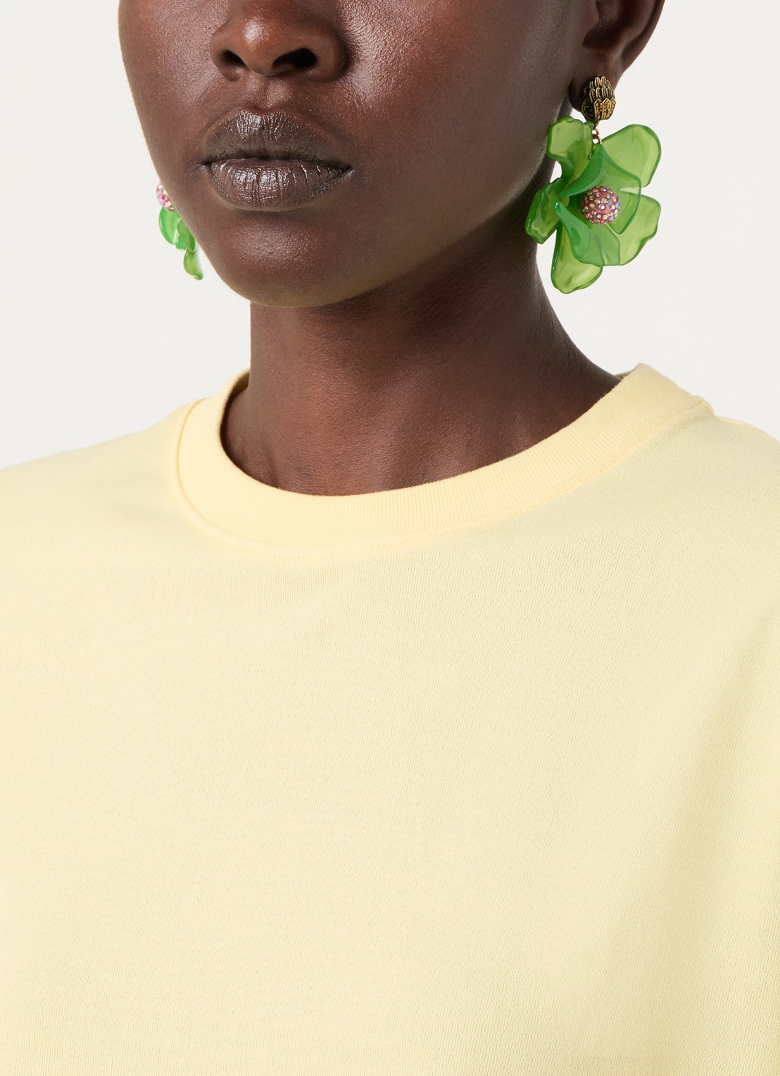 Kurt Geiger Oorstekers met hanger - voorkant 3 groen