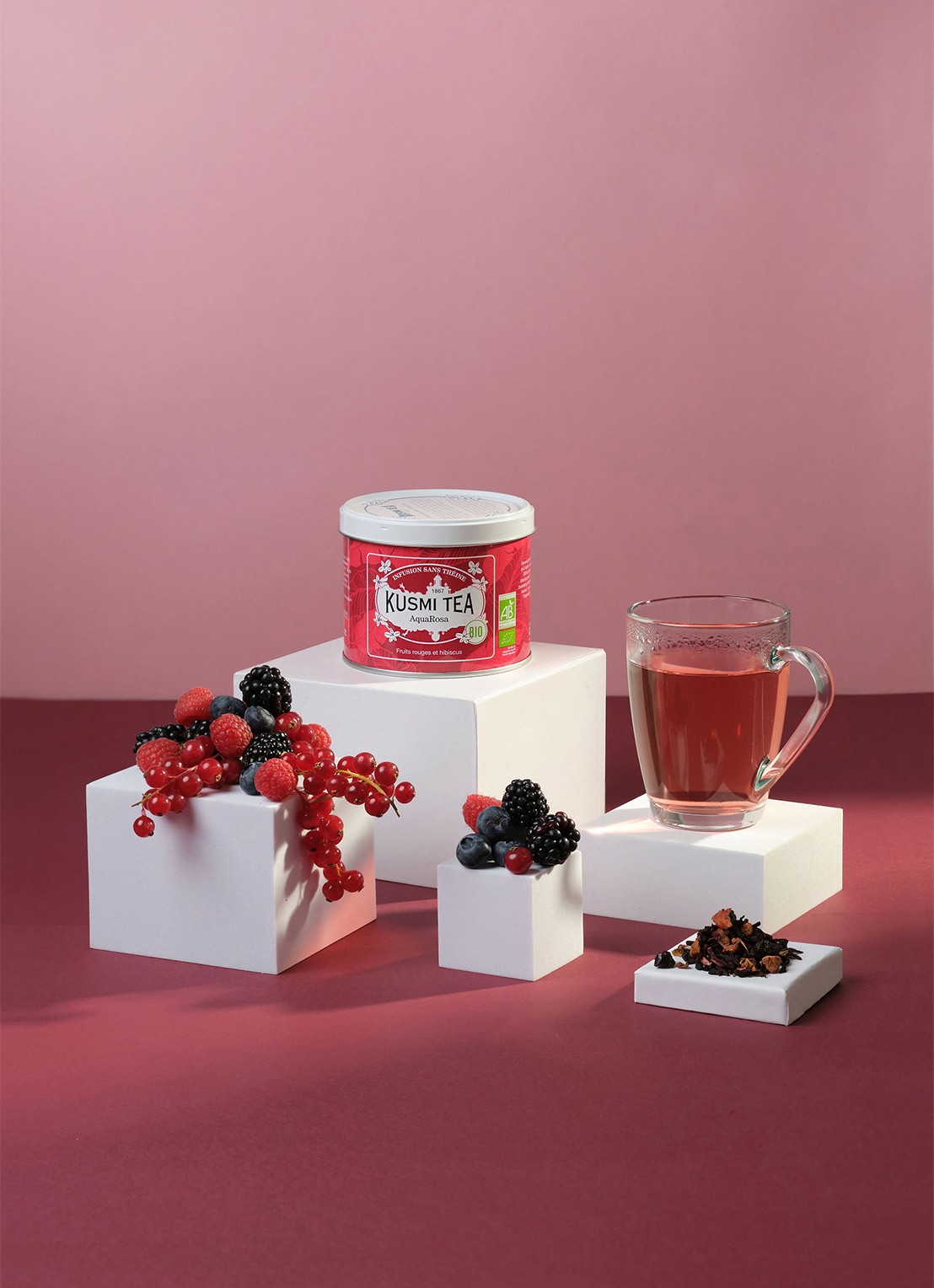 Kusmi Tea AquaRosa losse thee 100 gram - detail 3 donkerroze