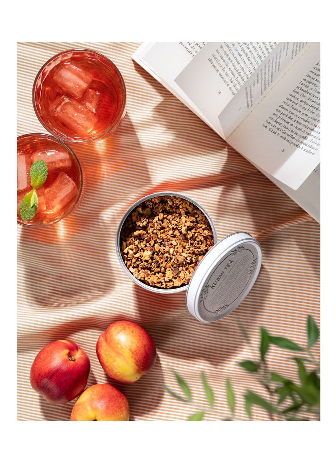 Kusmi Tea AquaSummer losse thee 100 gram - detail 2 perzikroze