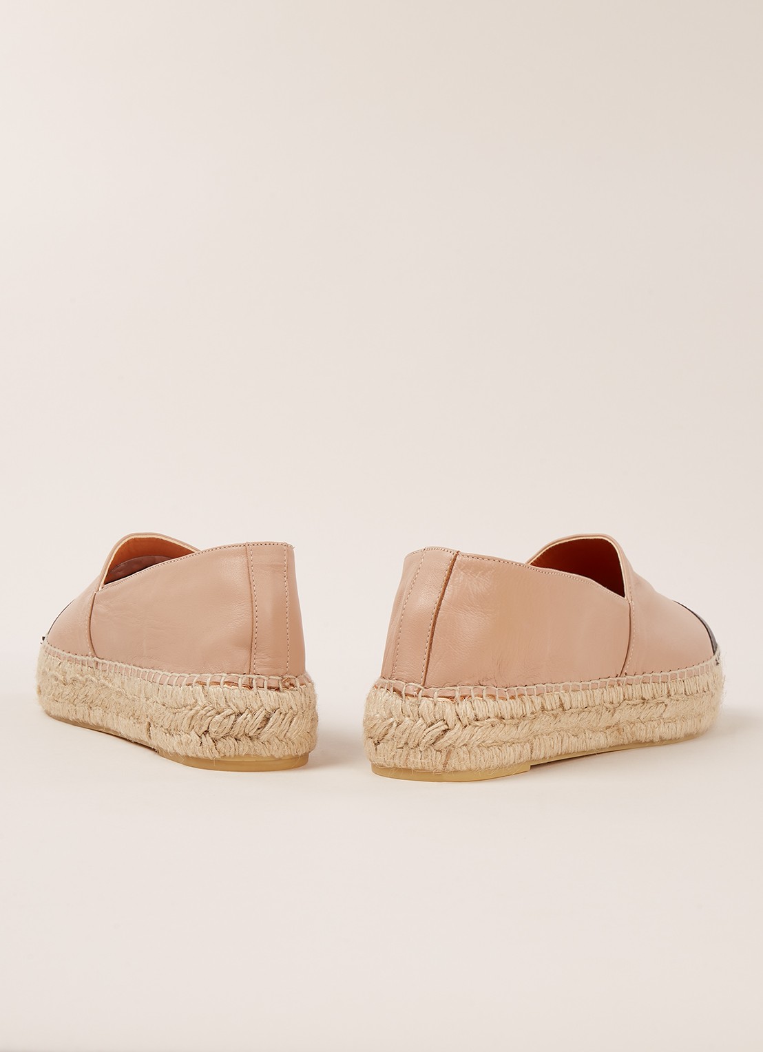L.K.Bennett Talia espadrille van leer - detail beige