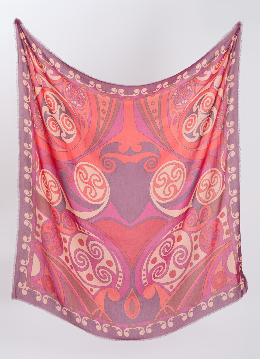 La DoubleJ Foulard sjaal in zijdeblend met print 140 x 140 cm - detail donkerrood