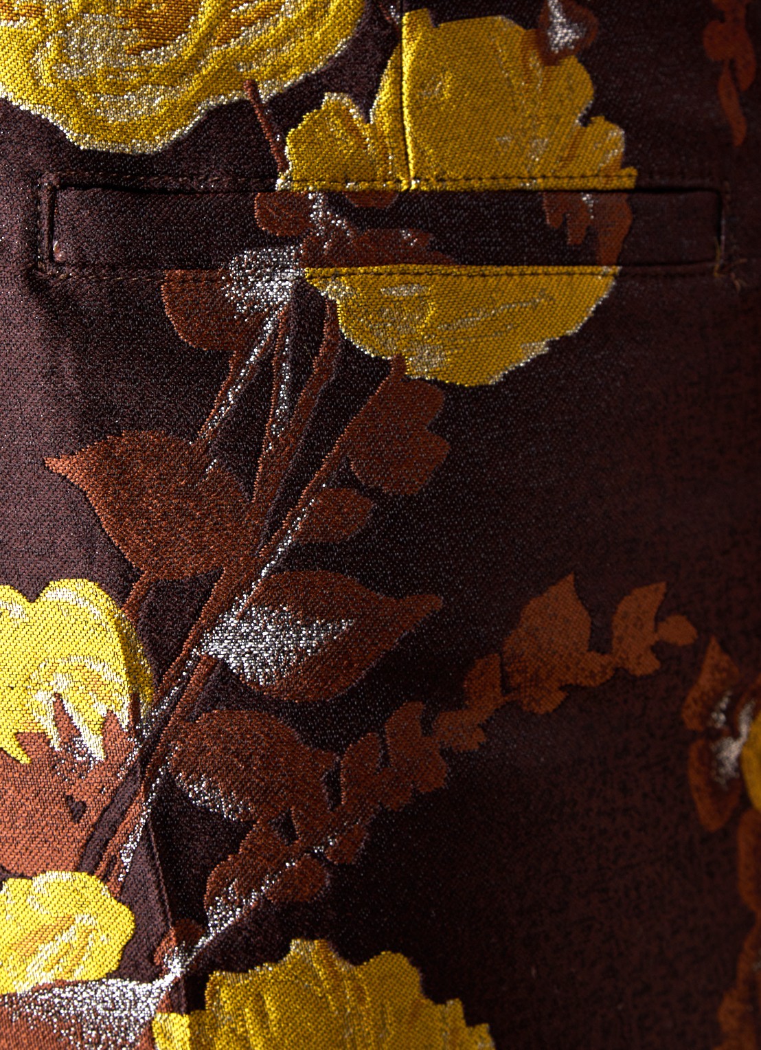 La DoubleJ Hendrix mid waist straight fit broek met ingebreide print - detail 5 donkerbruin