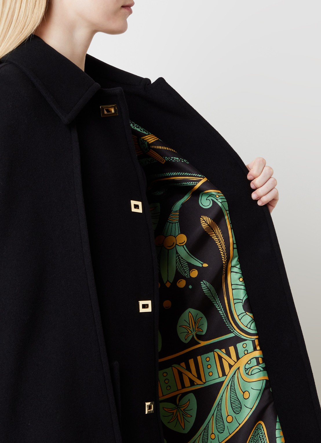 La DoubleJ Milano cape in scheerwolblend met opgestikte zakken - detail 5 zwart