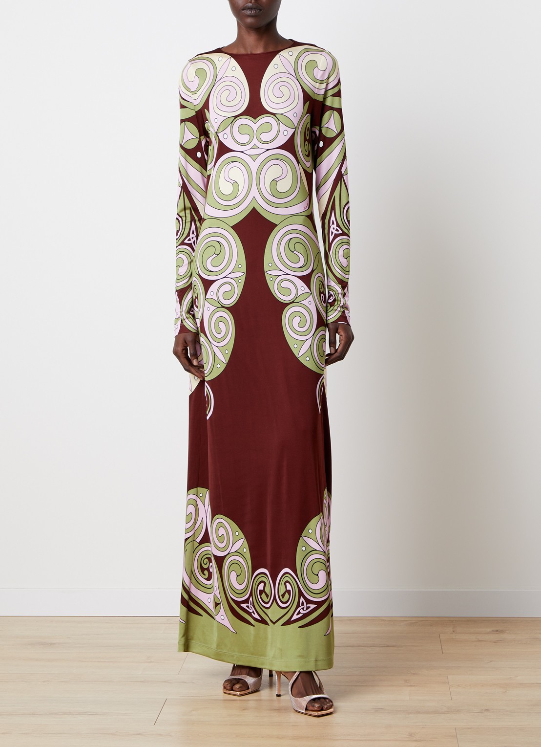 La DoubleJ Slinky Swing maxi jurk van jersey met print - detail roodbruin