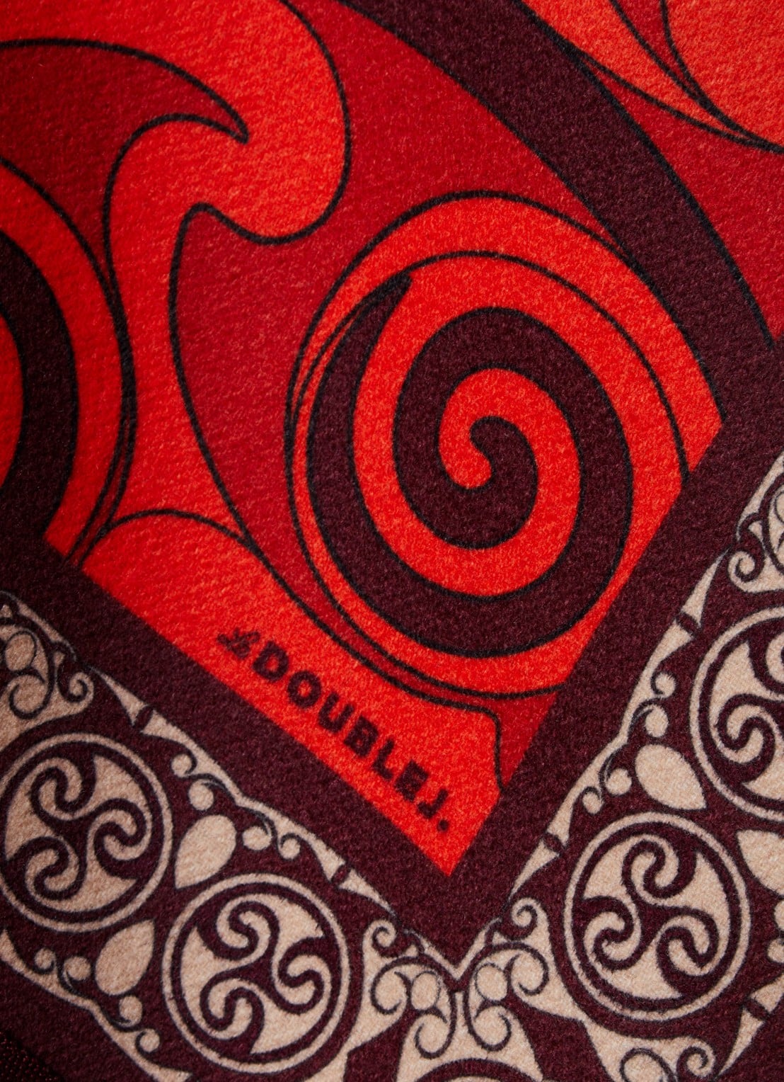 La DoubleJ Soul fijngebreide poncho van wol met print - detail 5 donkerrood