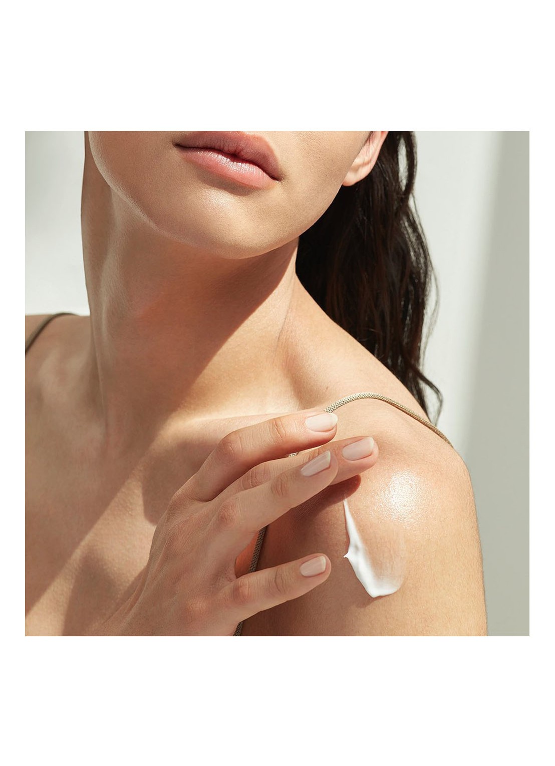 La Mer The Reparative Body Lotion - detail 2 undefined