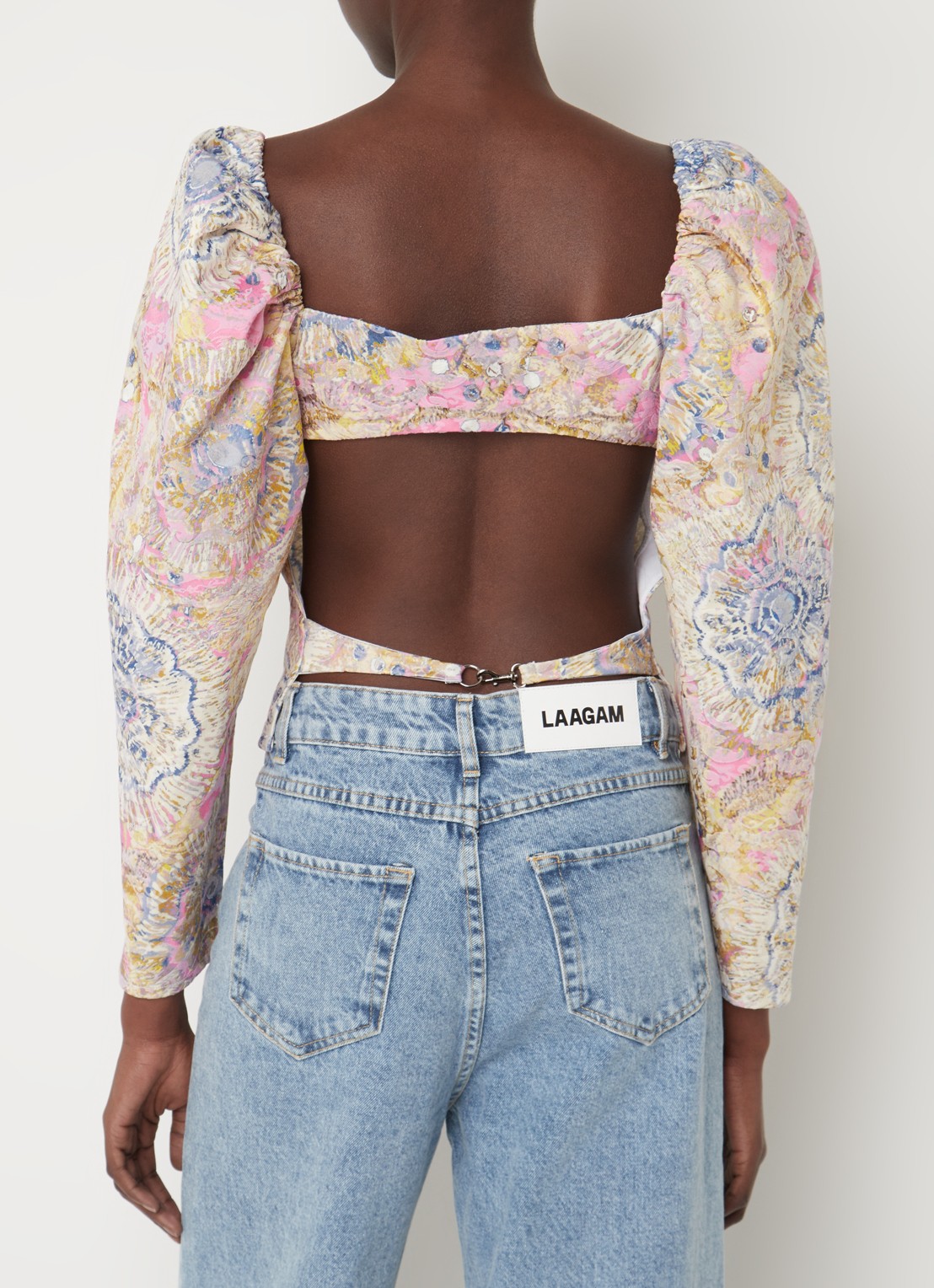 Laagam Brigitte top met jacquard dessin en rugdecolleté - detail 2 roze
