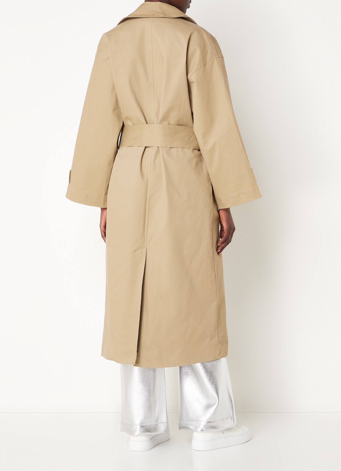 Laagam Londres trenchcoat met strikceintuur - achterkant 2 donkerbeige