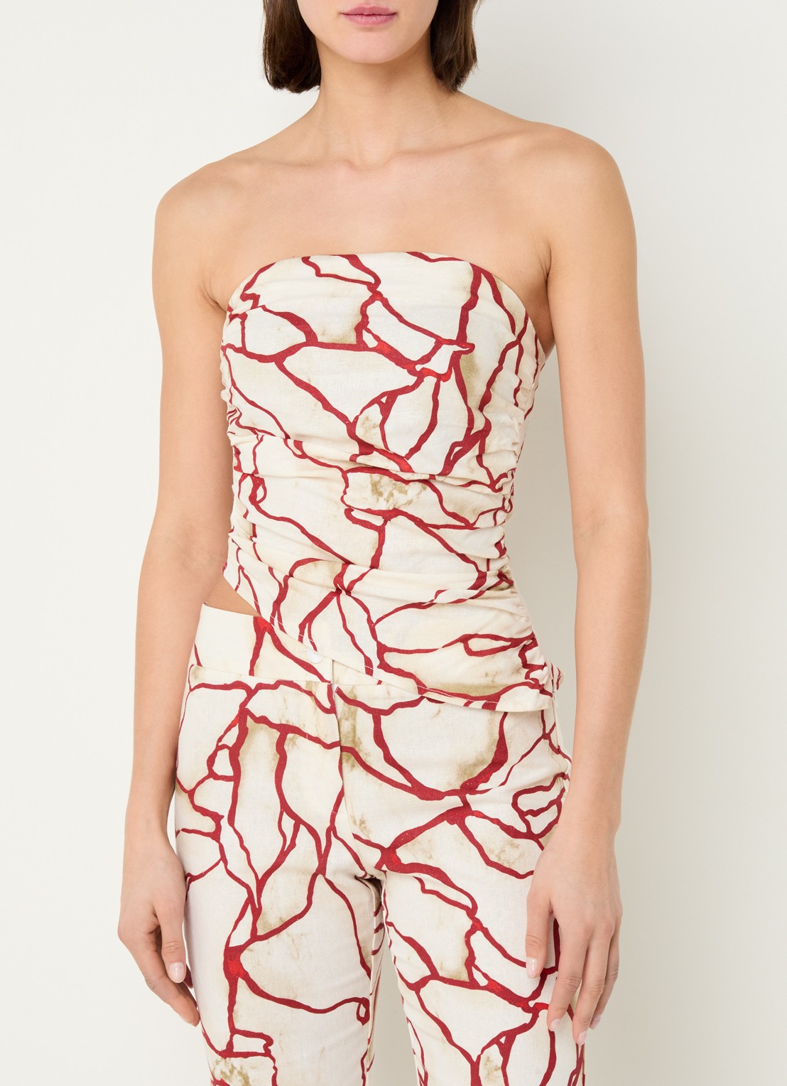 Laagam Panot strapless top in linnenblend met asymmetrische zoom - detail 2 creme
