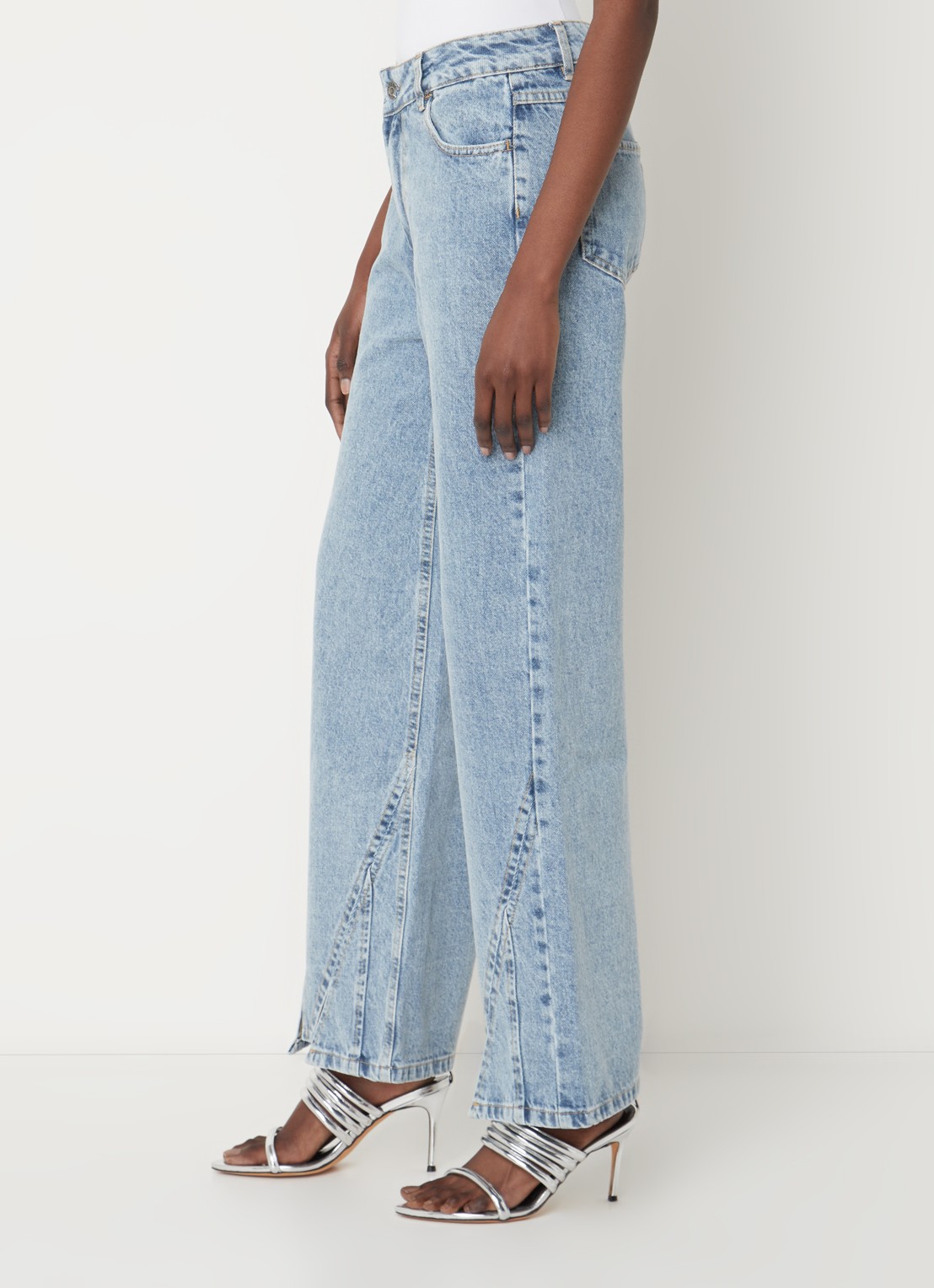 Laagam Thelma low waist wide leg jeans met medium wassing - detail 2 indigo