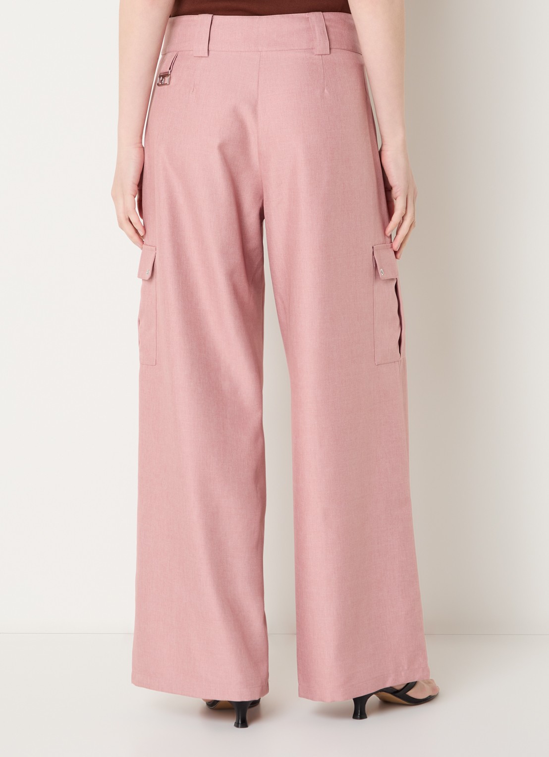 Laagam Tirsa high waist loose fit cargobroek met steekzakken - achterkant 4 roze