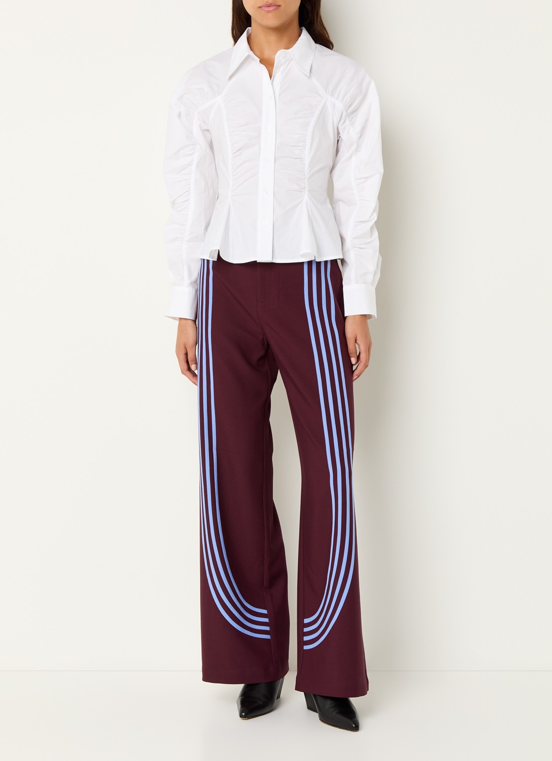Laagam Zion high waist wide fit pantalon met stretch - voorkant 6 aubergine