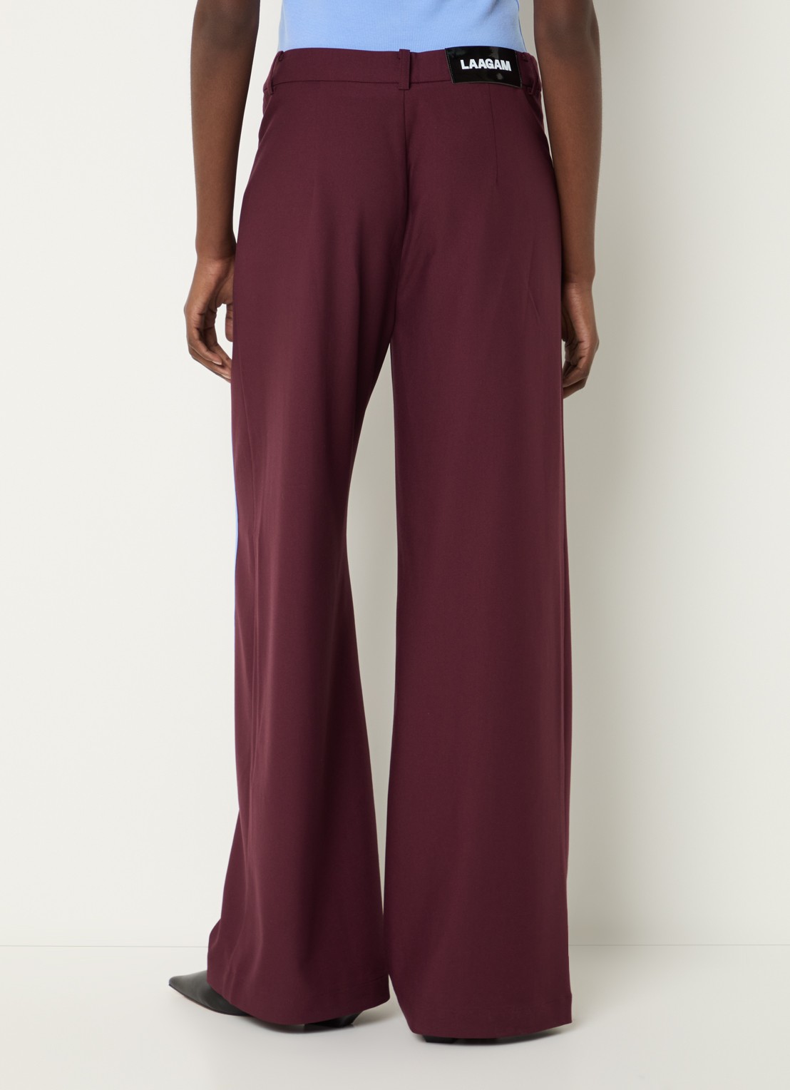 Laagam Zion high waist wide fit pantalon met stretch - achterkant 4 aubergine