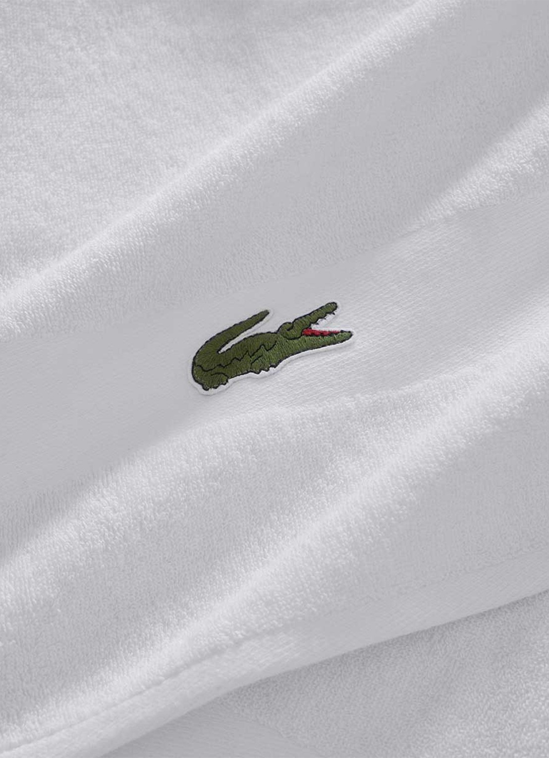 Lacoste L Casual badlaken - 450 gr/m2 - 70 x 140 cm - voorkant 2 wit