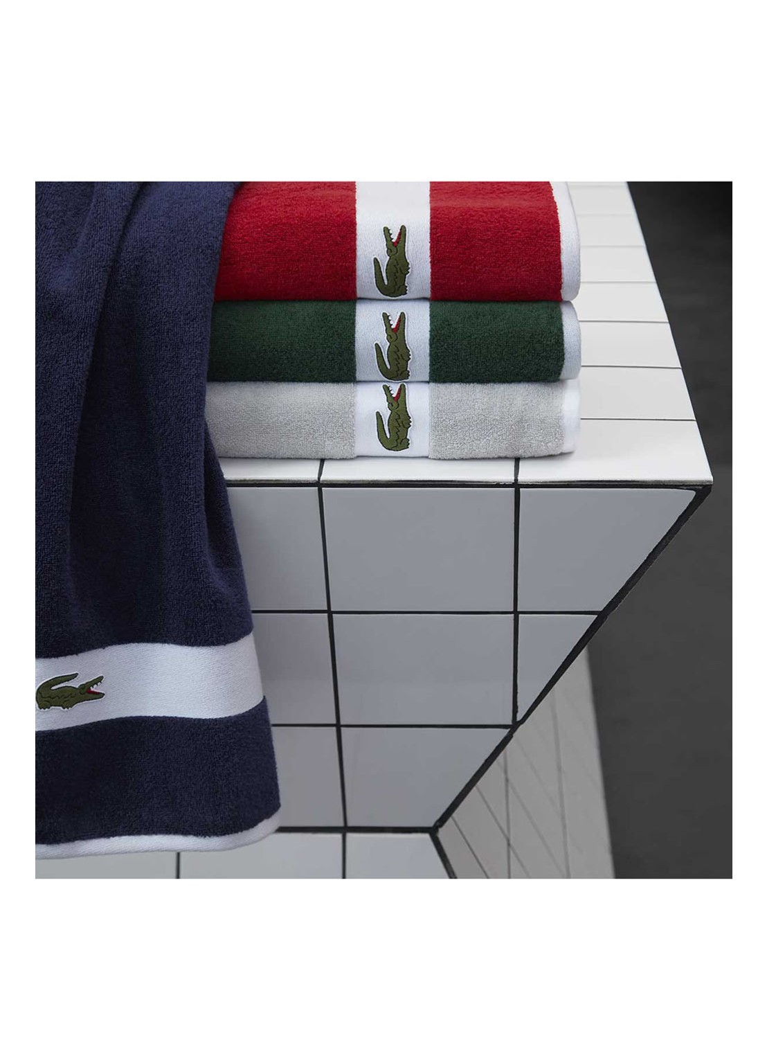 Lacoste L Casual badlaken - 450 gr/m2 - 90 x 150 cm - detail 4 blauw
