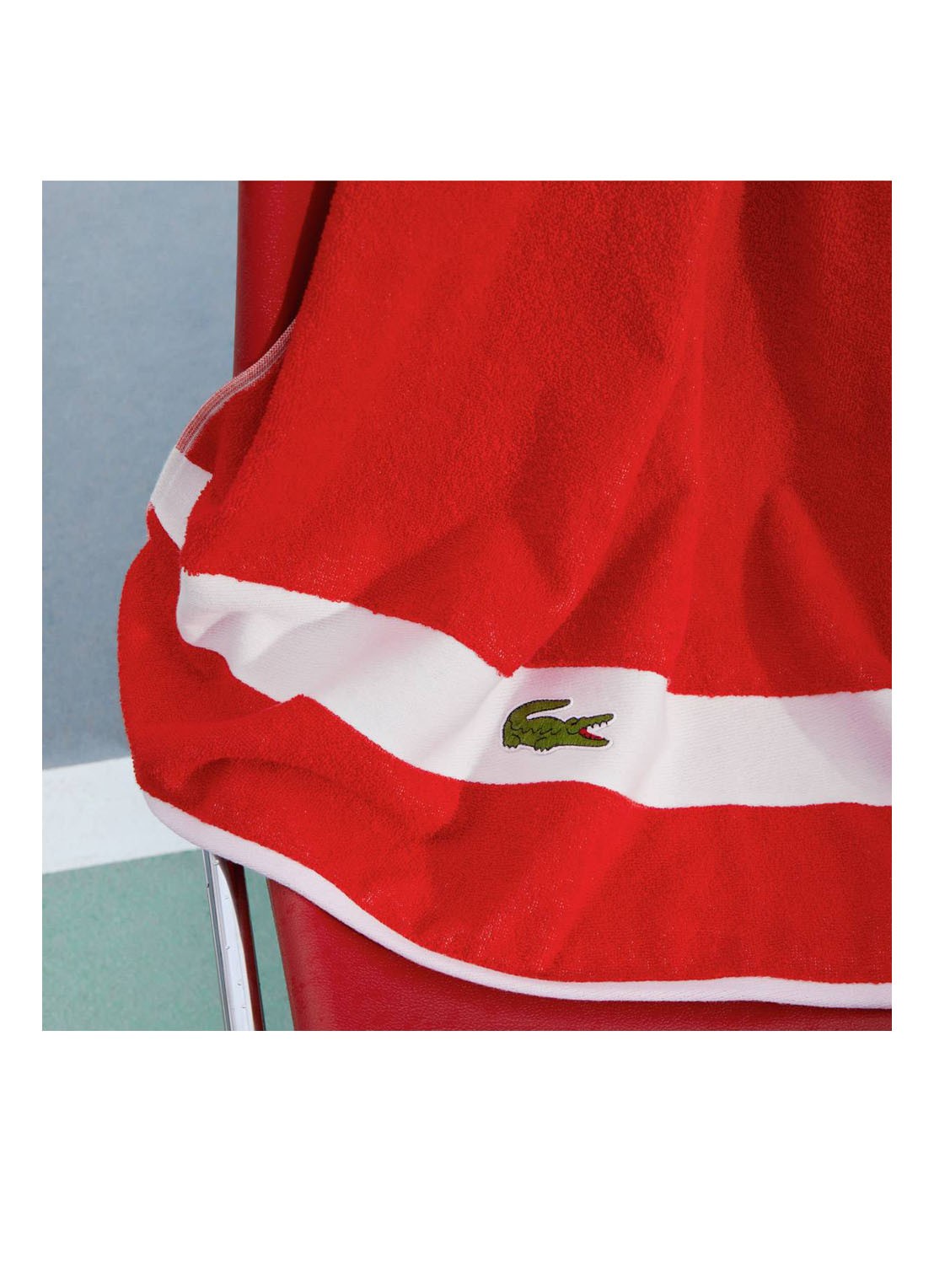 Lacoste L Casual badlaken - 450 gr/m2 - 90 x 150 cm - detail oranjerood
