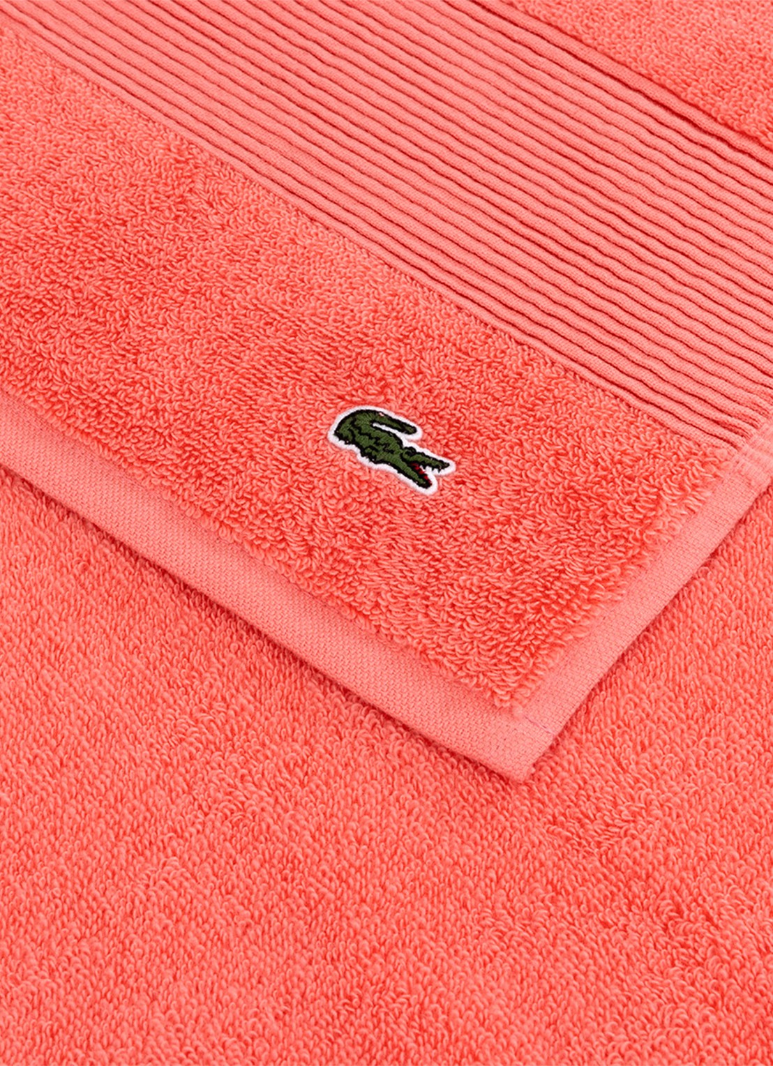 Lacoste L Lecroco badhanddoek - 600 gr/m2 - 50 x 100 cm - voorkant 2 koraalrood