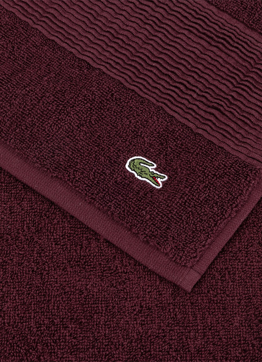 Lacoste L Lecroco badlaken - 600 gr/m2 - 100 x 150 cm - achterkant 2 bordeauxrood