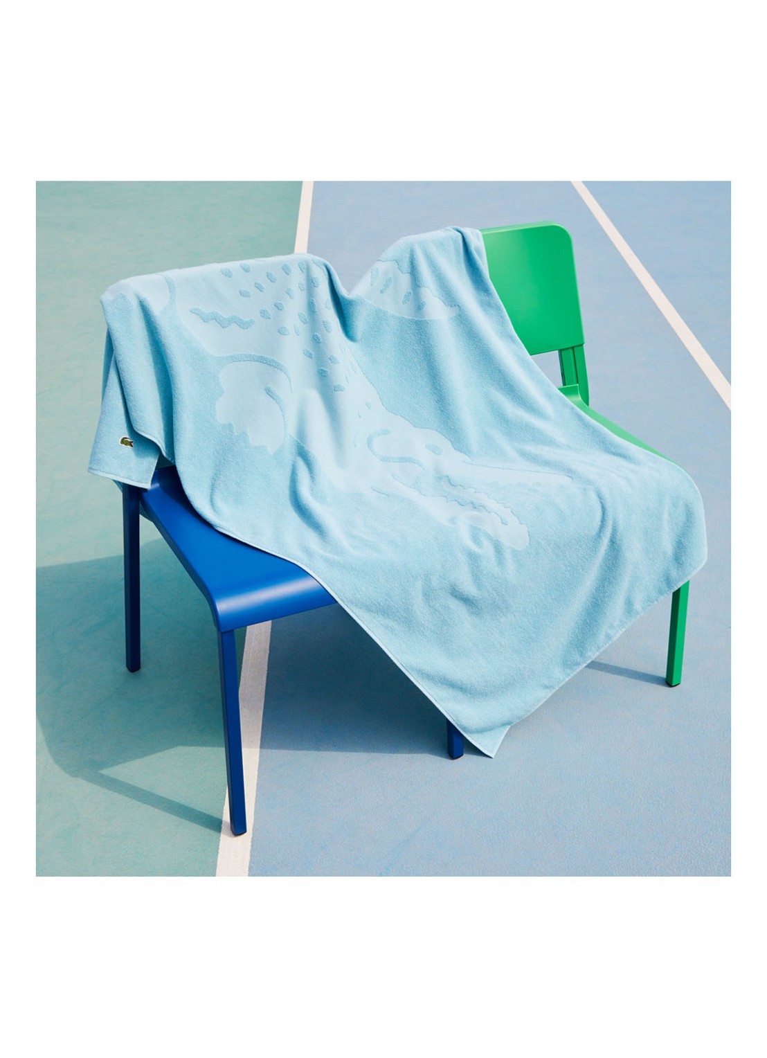Lacoste L Sport strandlaken van  katoen - 90 x 160 cm  - voorkant 2 aquablauw