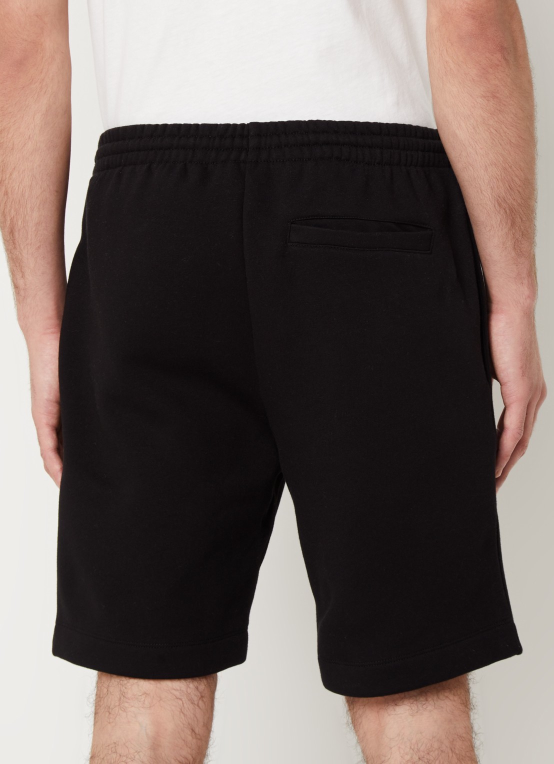 Lacoste Straight fit korte joggingbroek met steekzakken - achterkant 2 zwart