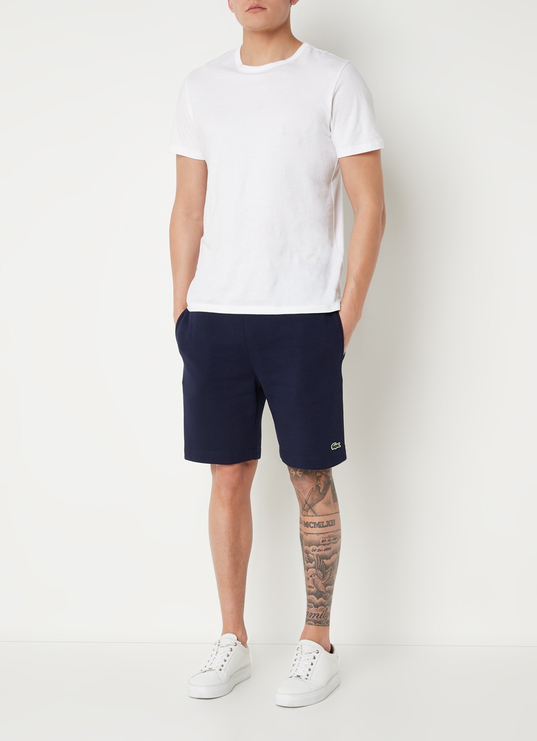 Lacoste Straight fit korte joggingbroek met steekzakken - voorkant 5 donkerblauw