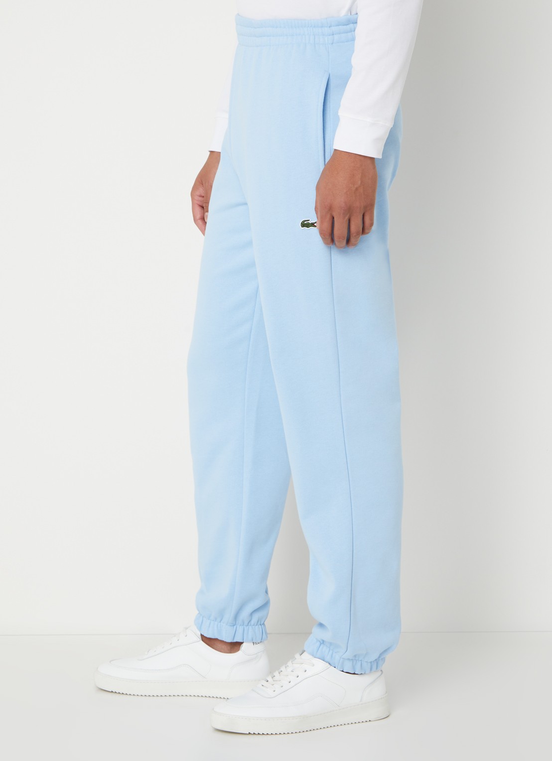 Lacoste Tapered fit joggingbroek met logoborduring - detail 3 lichtblauw