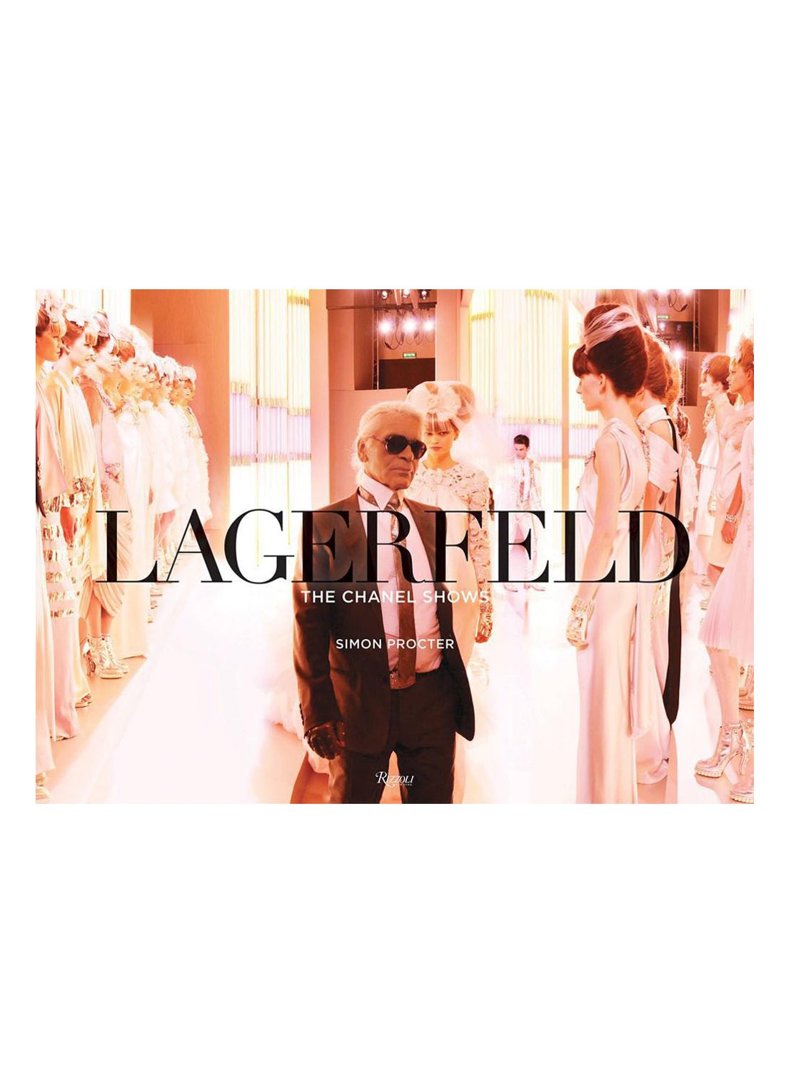 LAGERFELD - THE CHANEL SHOWS - voorkant gebroken wit