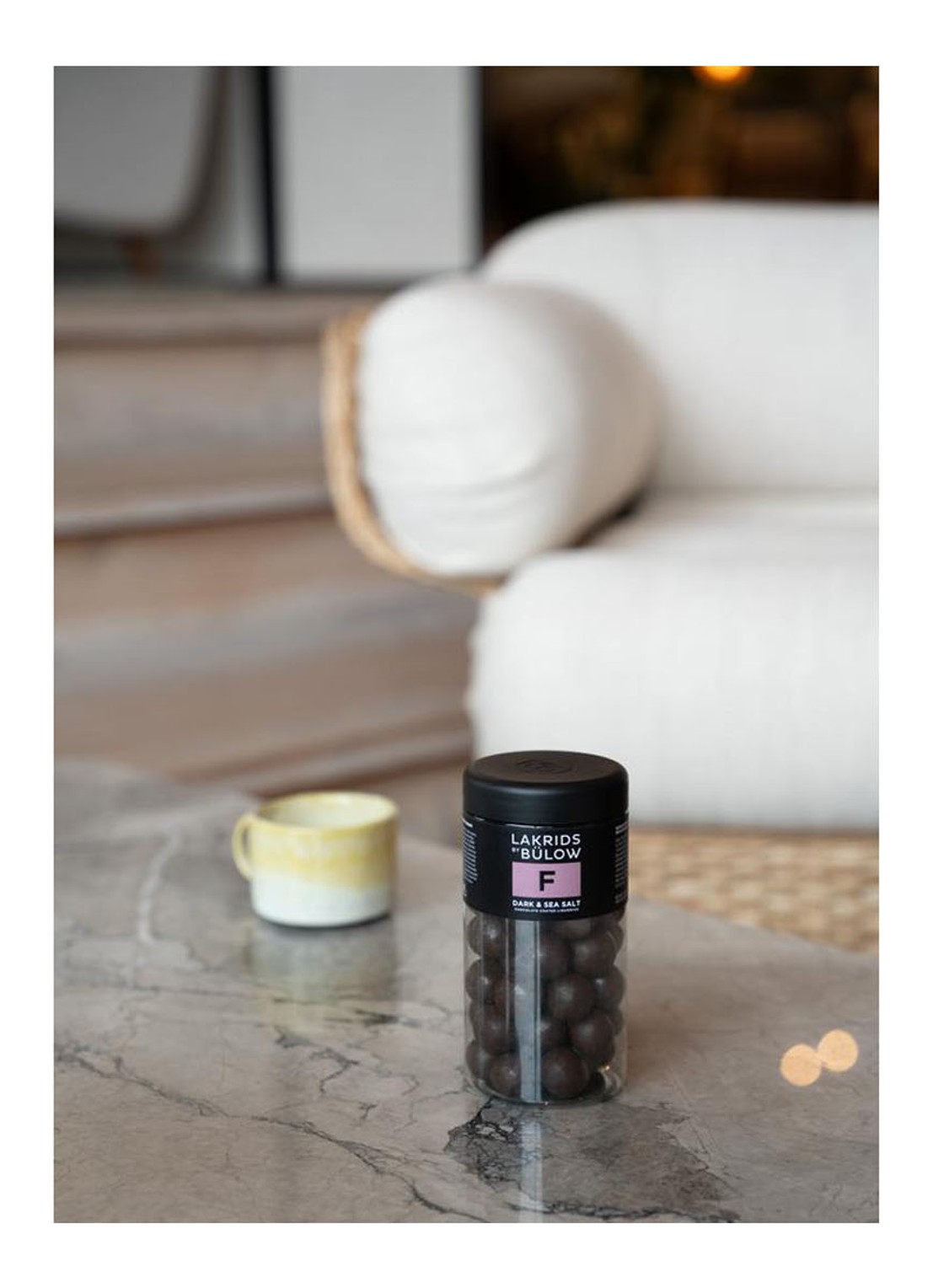 Lakrids by Bülow F - Dark & Sea Salt drop met chocolade 270 gram - voorkant 2 undefined